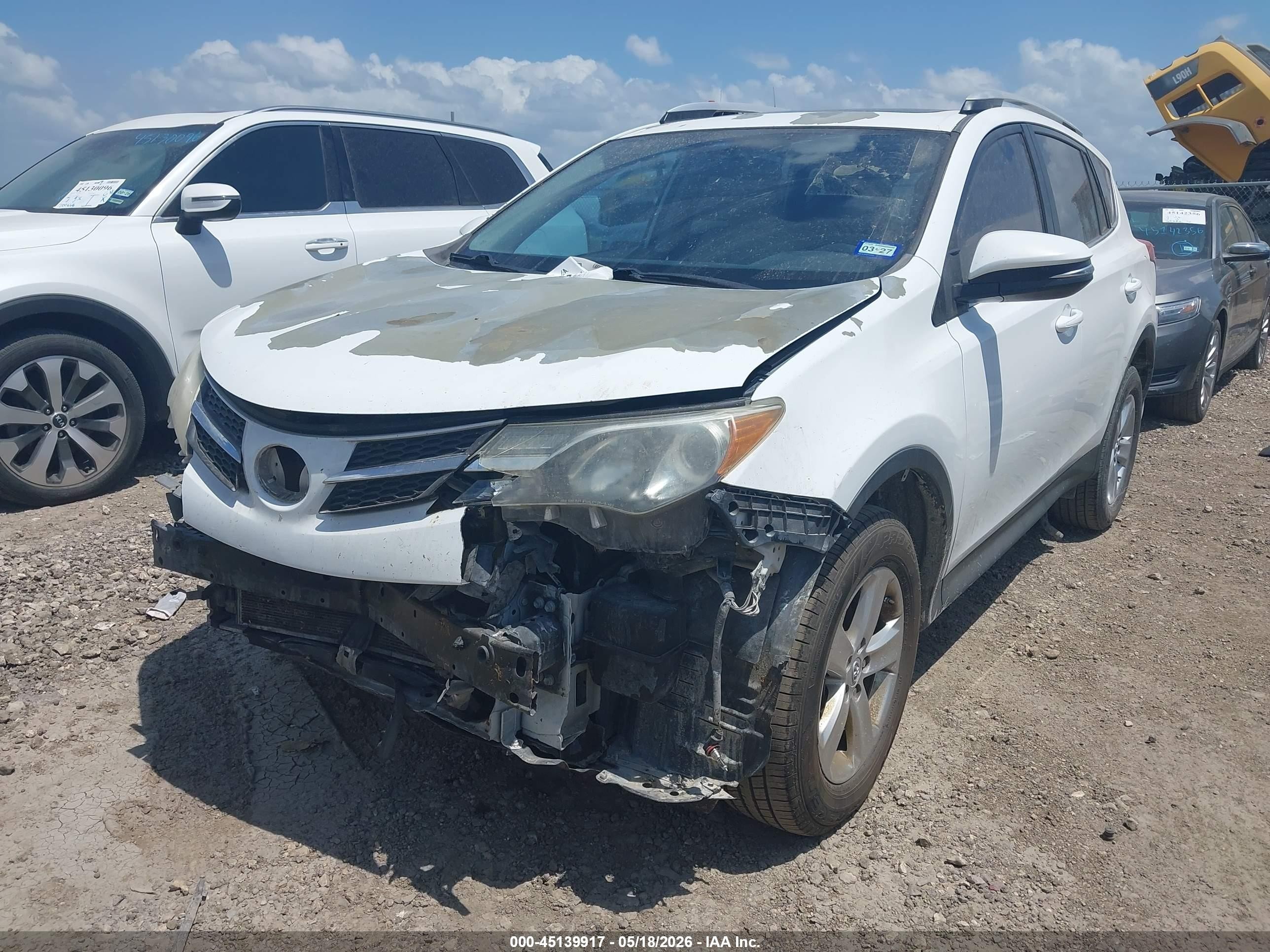 2013 Toyota Rav4 Xle White vin: 2T3WFREV9DW030245