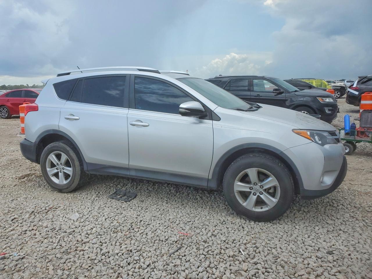 2013 Toyota Rav4 Xle Silver vin: 2T3WFREV9DW045148