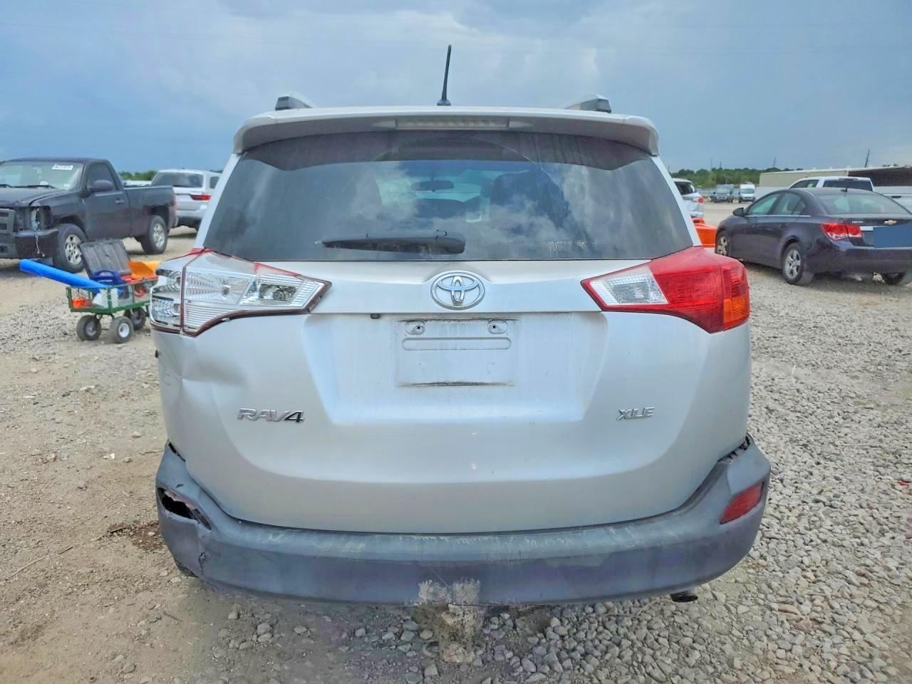2013 Toyota Rav4 Xle Silver vin: 2T3WFREV9DW045148