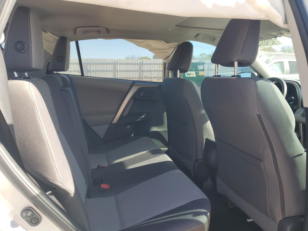 2013 Toyota Rav4 Xle Серебряный vin: 2T3WFREV9DW059969