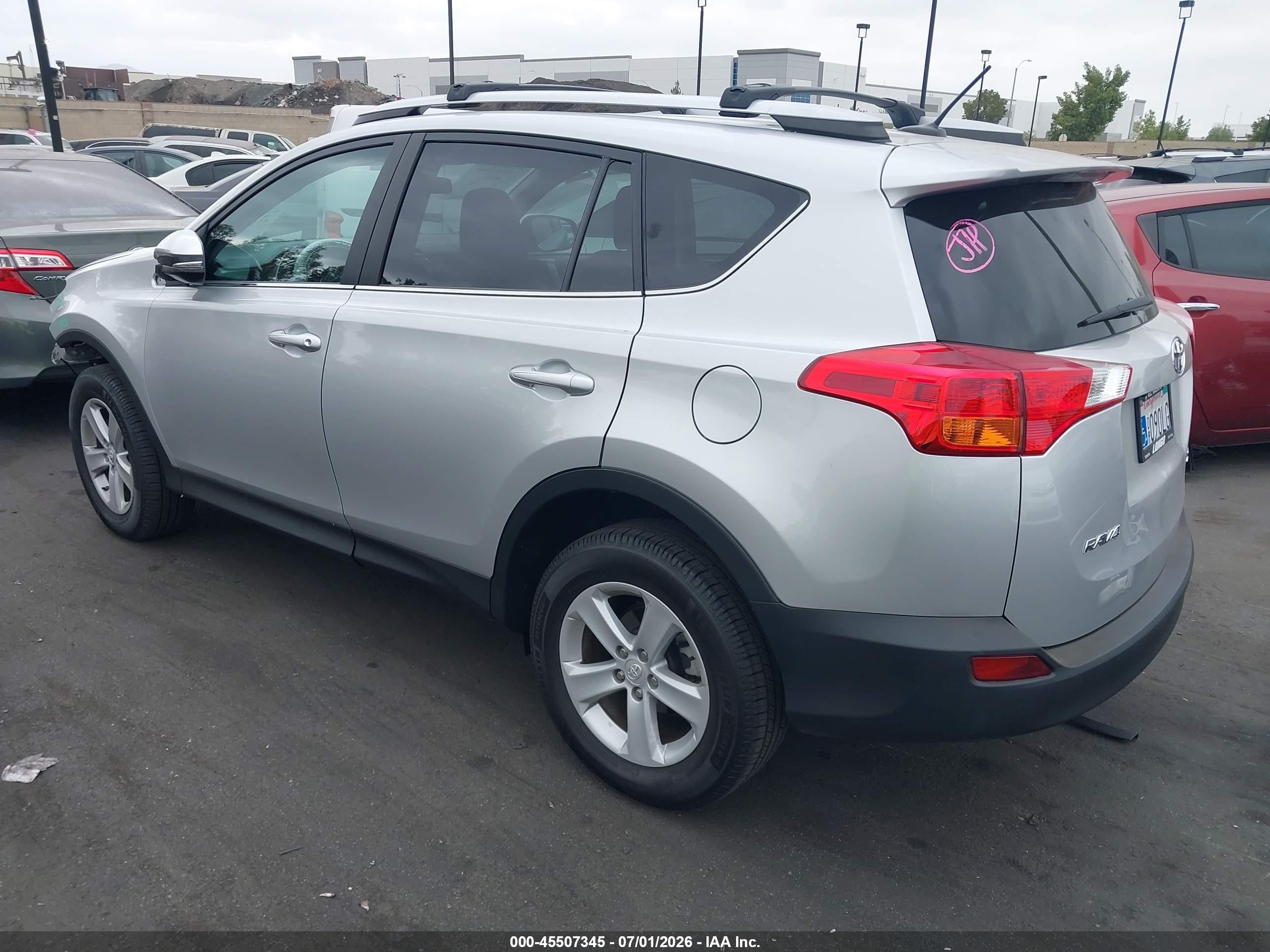 2014 Toyota Rav4 Xle Silver vin: 2T3WFREV9EW109271
