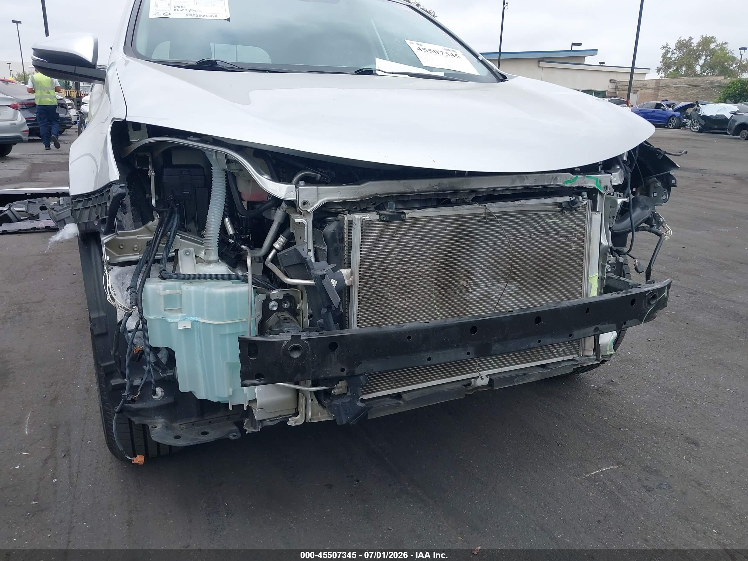 2014 Toyota Rav4 Xle Silver vin: 2T3WFREV9EW109271