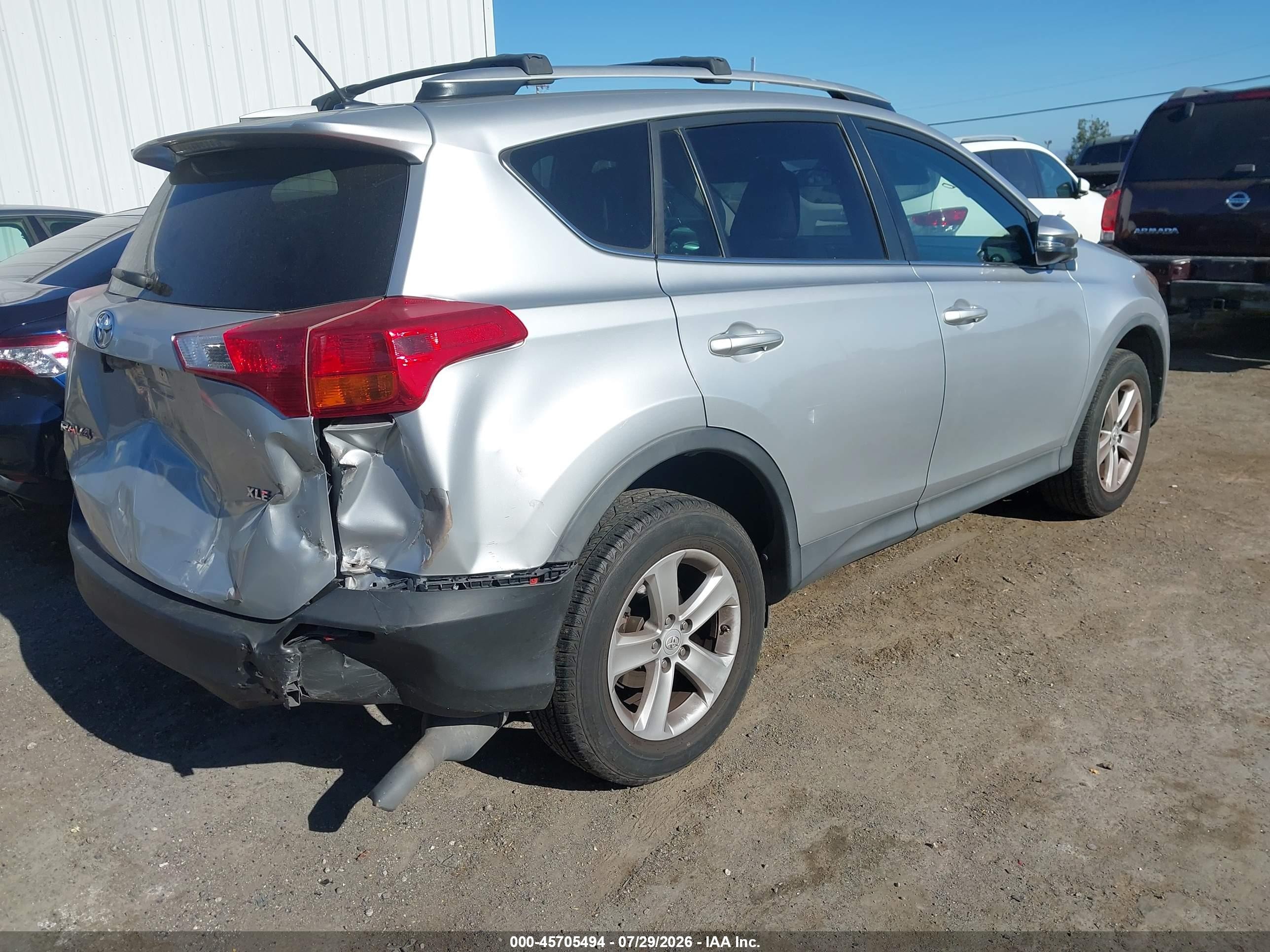 2014 Toyota Rav4 Xle Серебряный vin: 2T3WFREV9EW110128