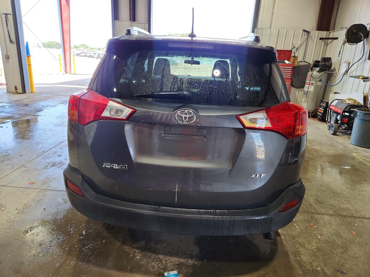 2015 Toyota Rav4 Xle Gray vin: 2T3WFREV9FW138108