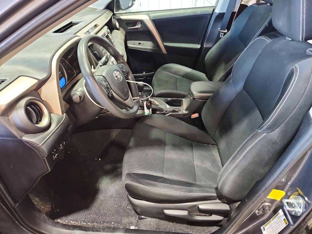 2015 Toyota Rav4 Xle Gray vin: 2T3WFREV9FW138108