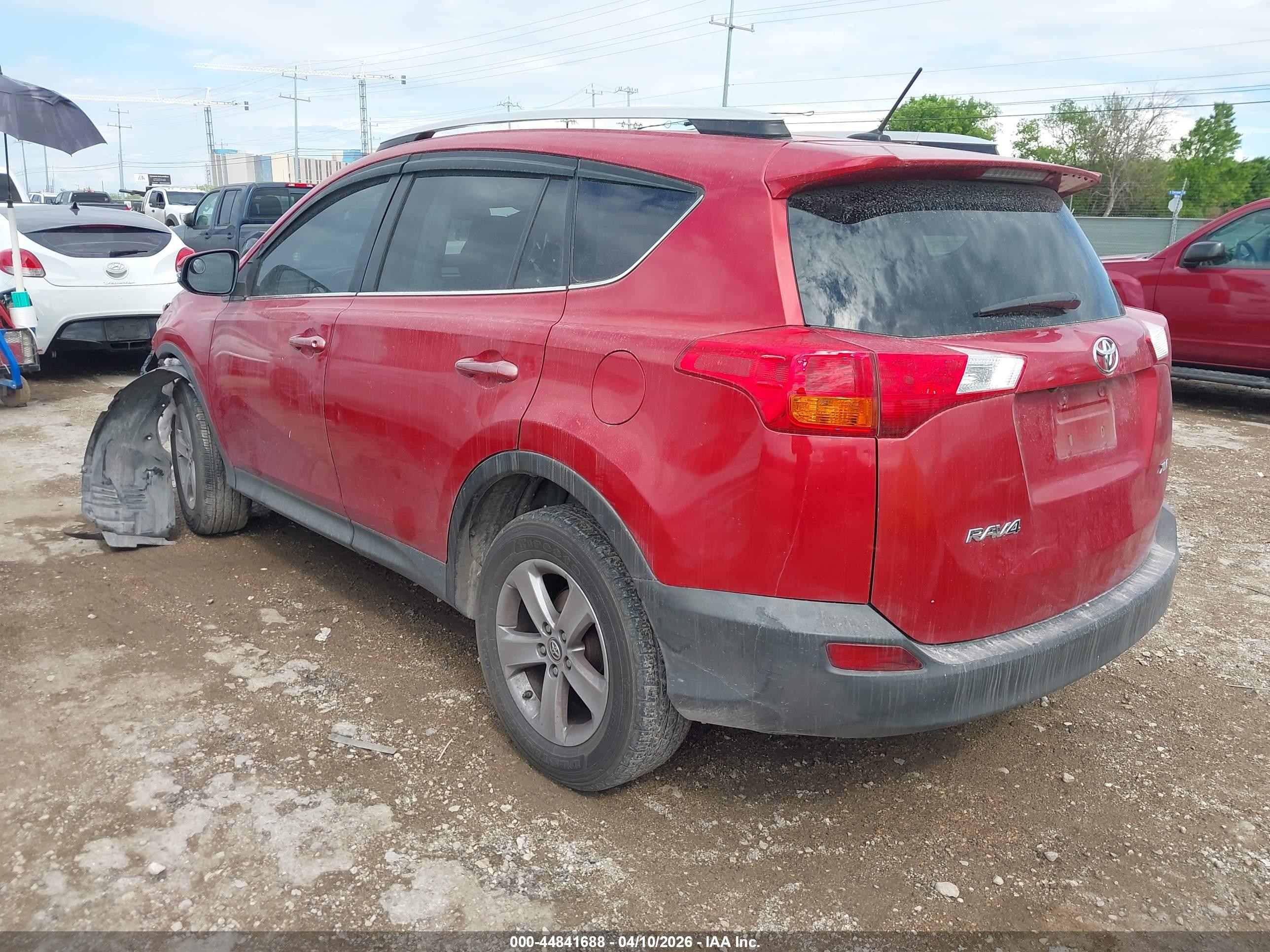 2015 Toyota Rav4 Xle Red vin: 2T3WFREV9FW167396