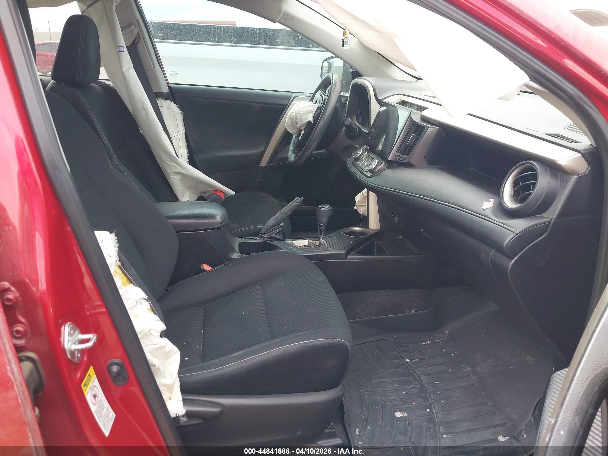 2015 Toyota Rav4 Xle Red vin: 2T3WFREV9FW167396
