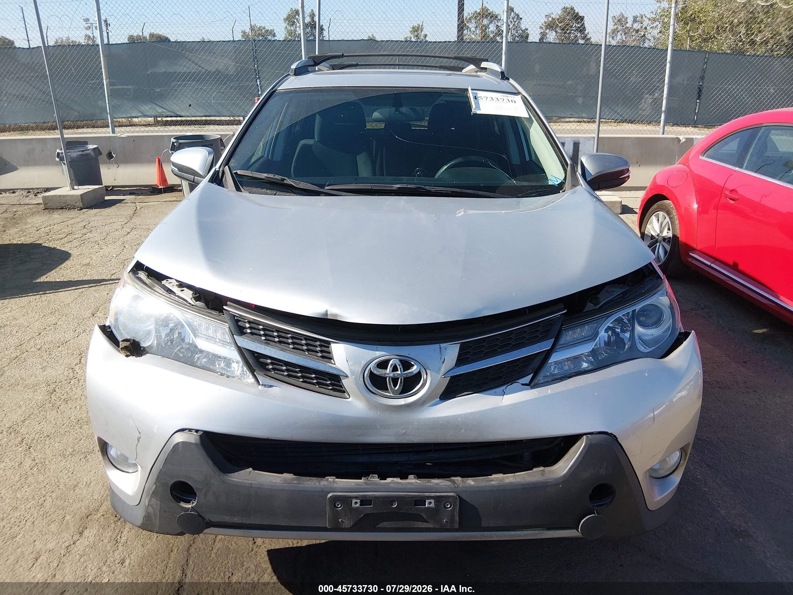2015 Toyota Rav4 Xle Silver vin: 2T3WFREV9FW175594