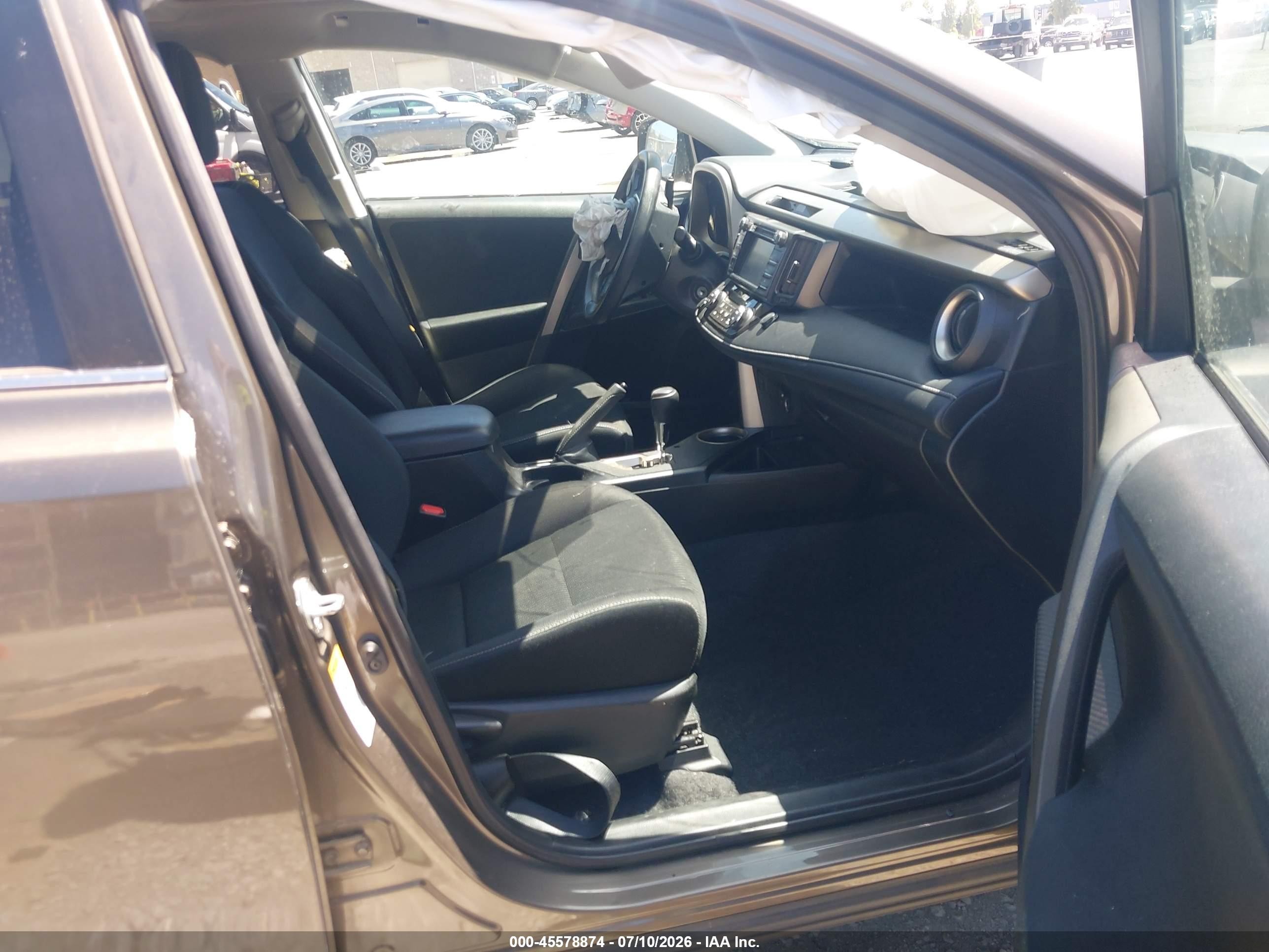 2015 Toyota Rav4 Xle Champagne vin: 2T3WFREV9FW203667