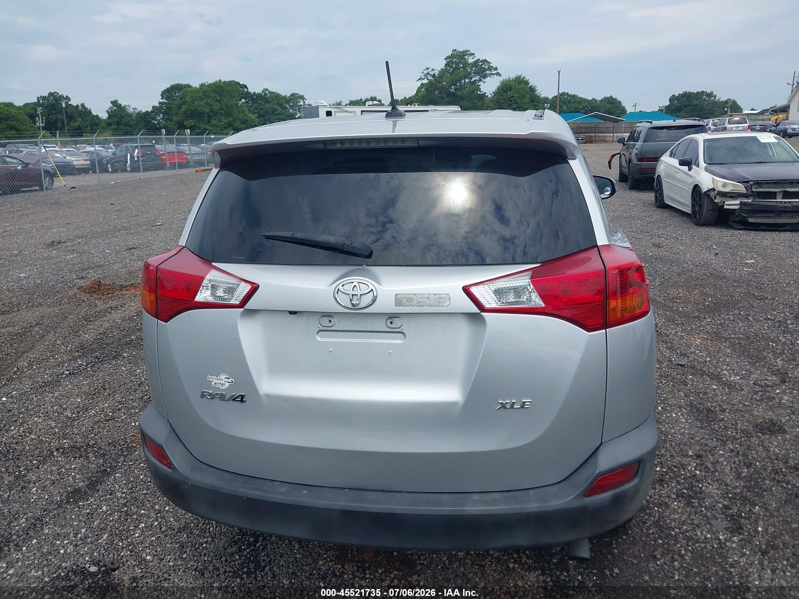2015 Toyota Rav4 Xle Gray vin: 2T3WFREV9FW230609