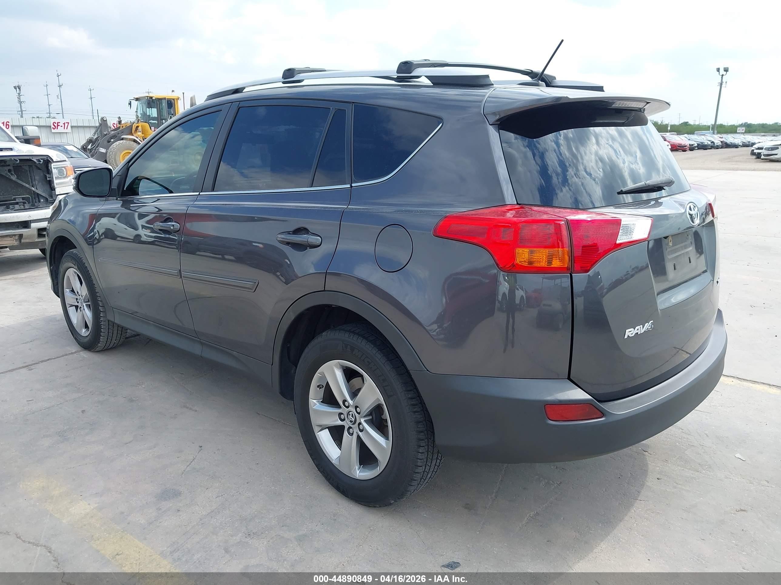 2015 Toyota Rav4 Xle Gray vin: 2T3WFREV9FW231632
