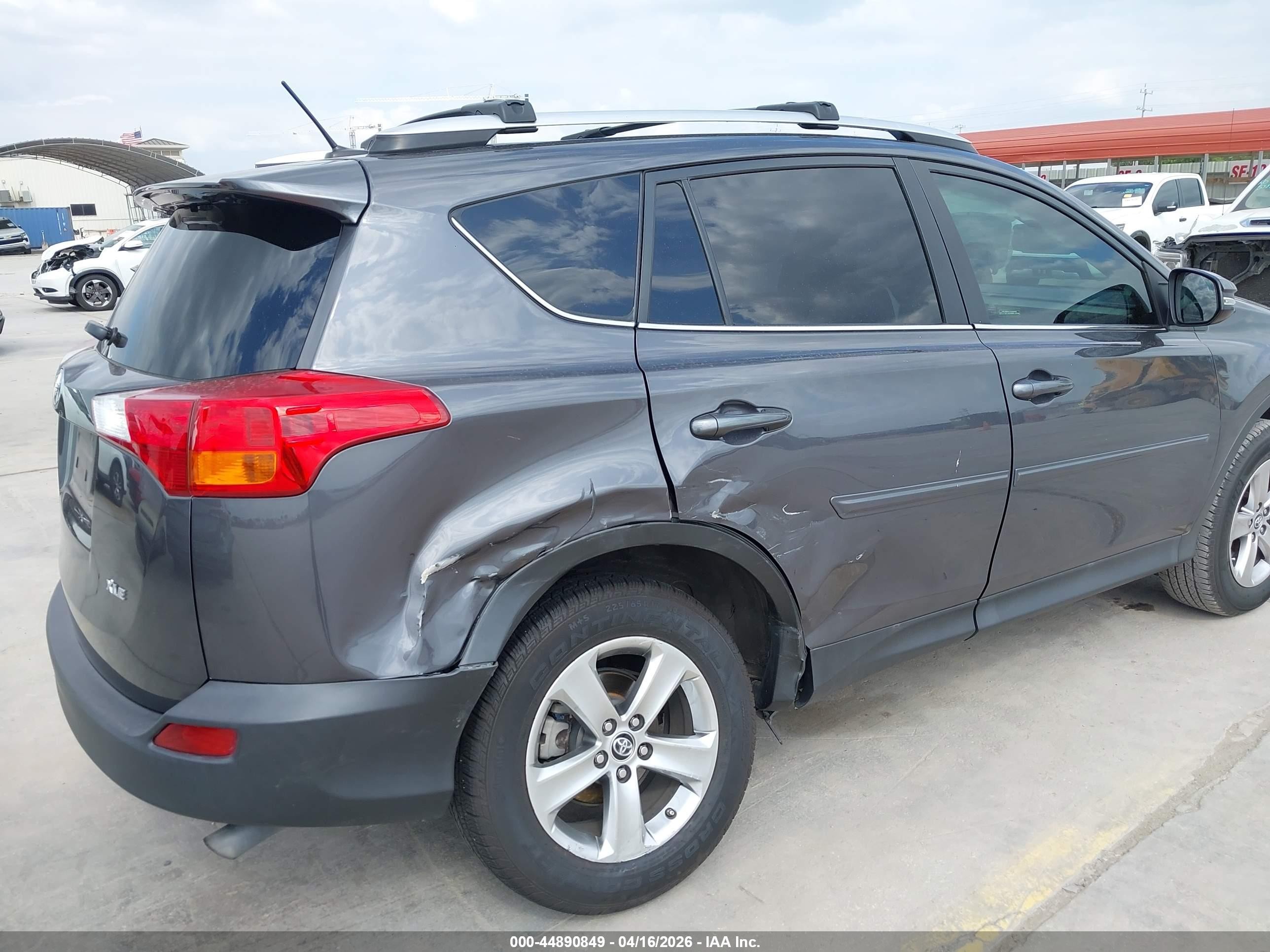 2015 Toyota Rav4 Xle Gray vin: 2T3WFREV9FW231632