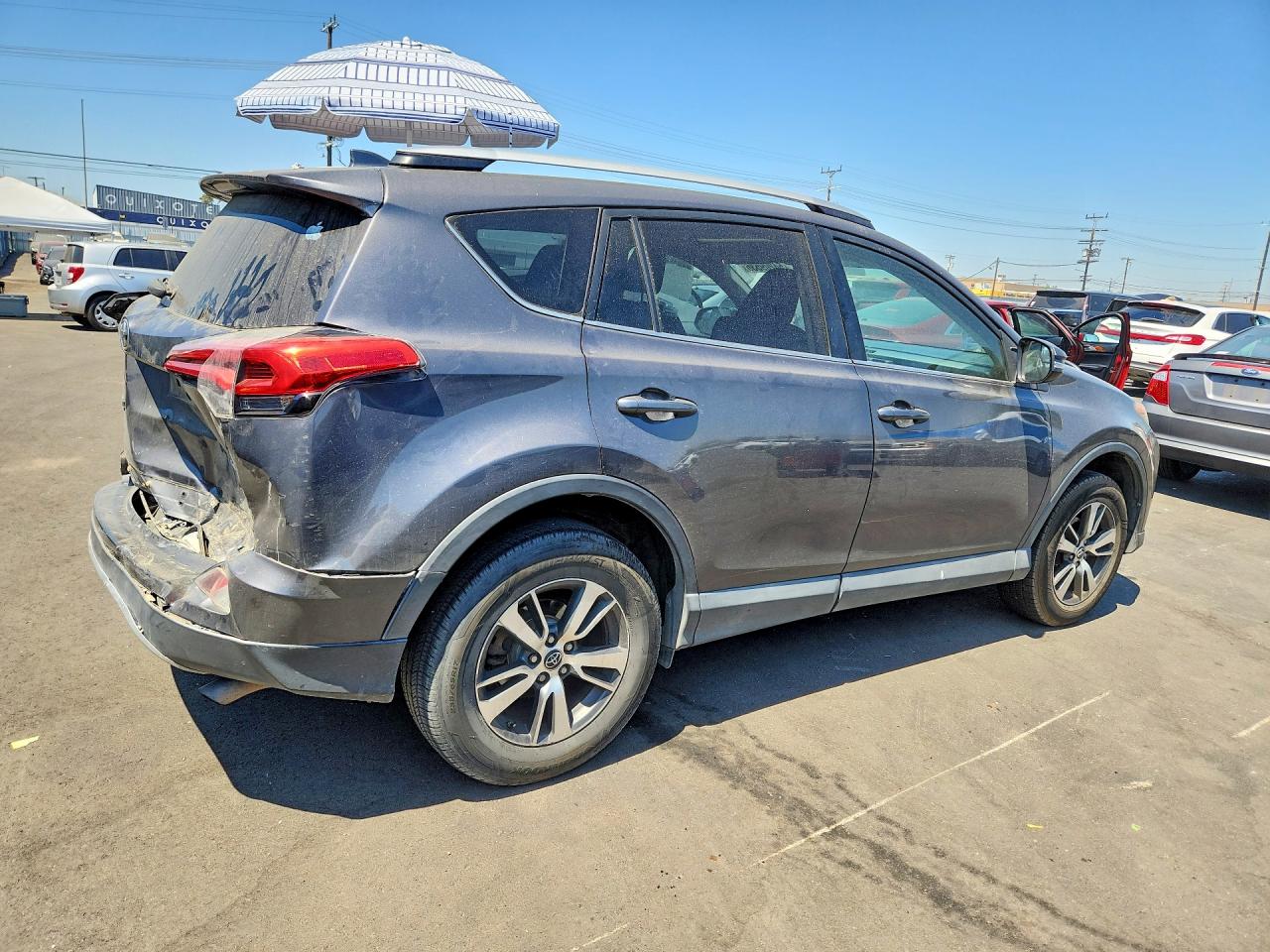 2016 Toyota Rav4 Xle Gray vin: 2T3WFREV9GW261618