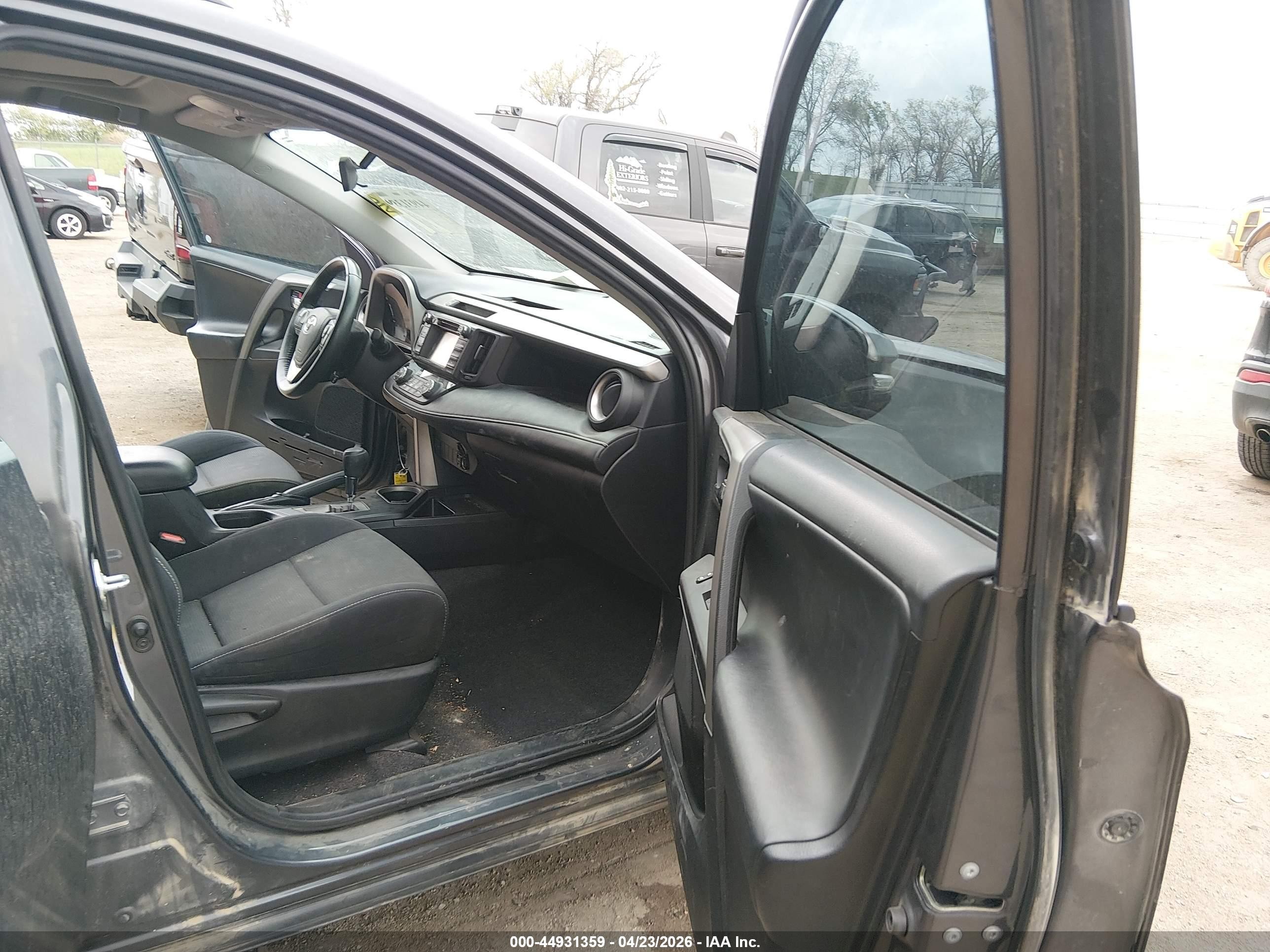 2018 Toyota Rav4 Xle Gray vin: 2T3WFREV9JW411931