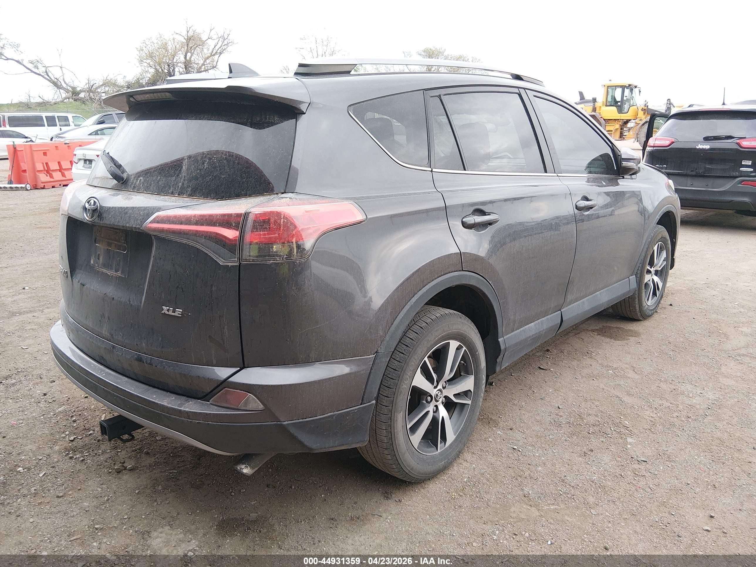 2018 Toyota Rav4 Xle Gray vin: 2T3WFREV9JW411931