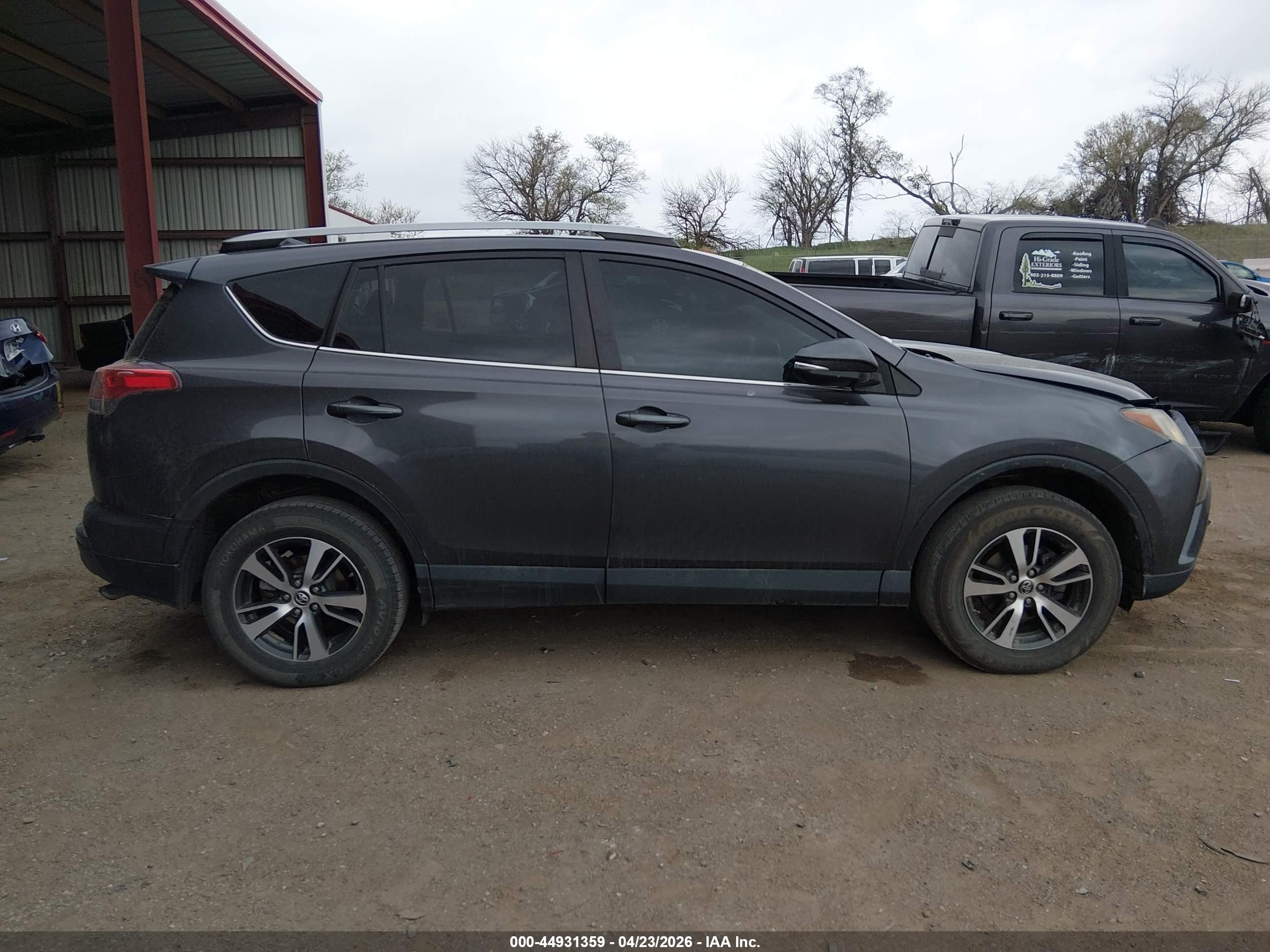 2018 Toyota Rav4 Xle Gray vin: 2T3WFREV9JW411931