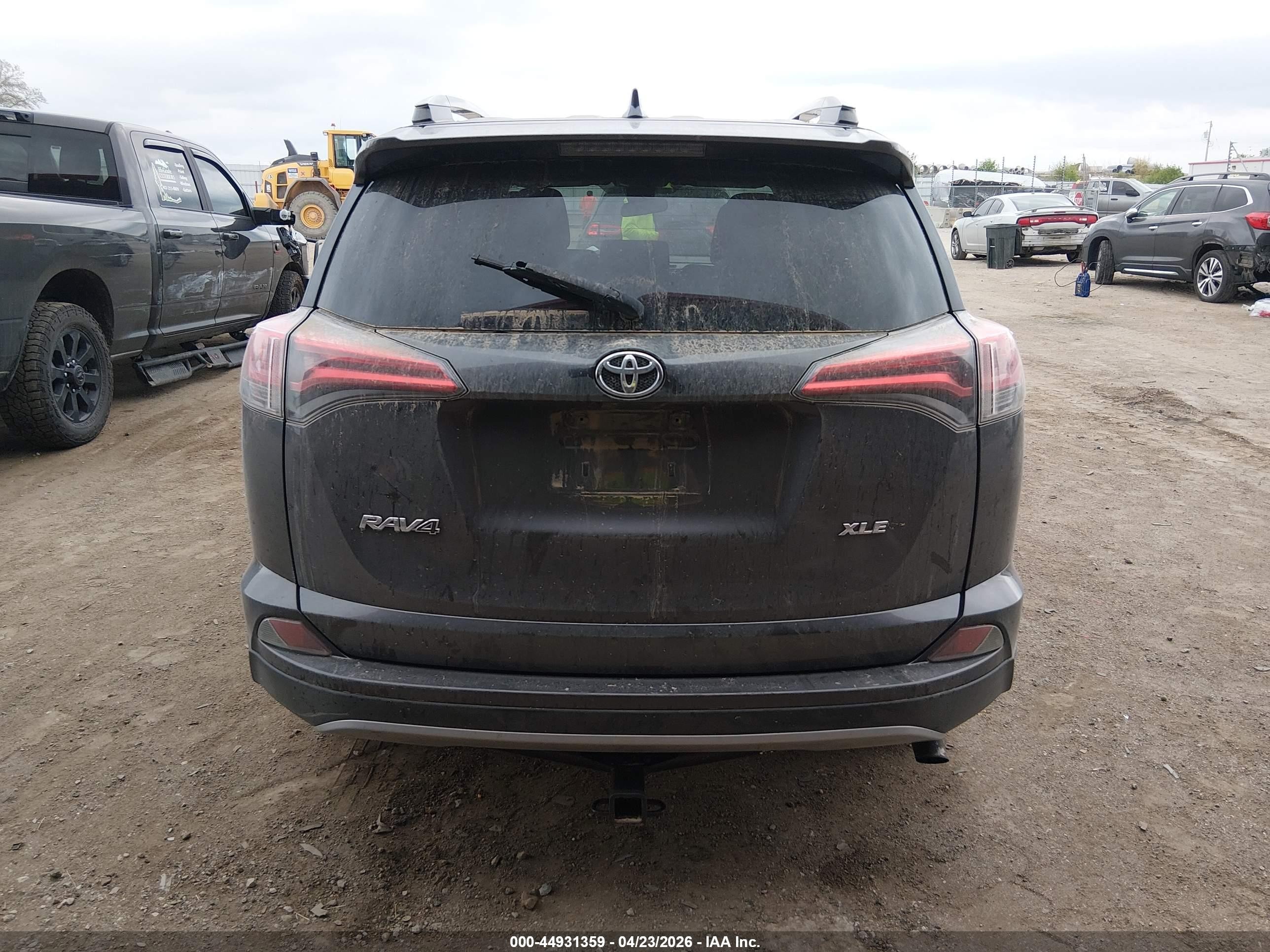 2018 Toyota Rav4 Xle Gray vin: 2T3WFREV9JW411931