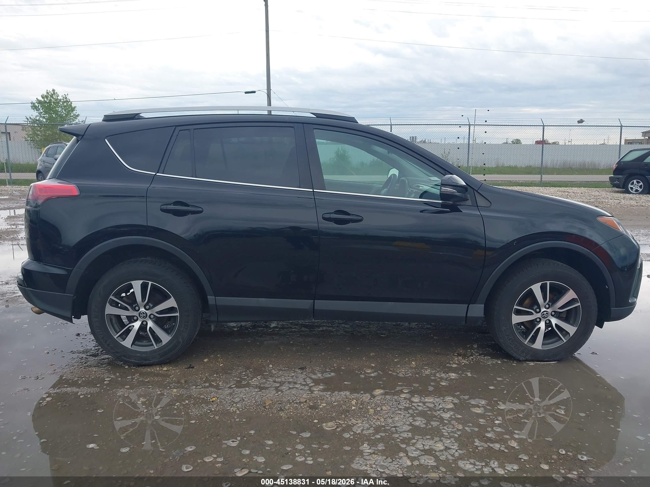 2018 Toyota Rav4 Xle Black vin: 2T3WFREV9JW413050