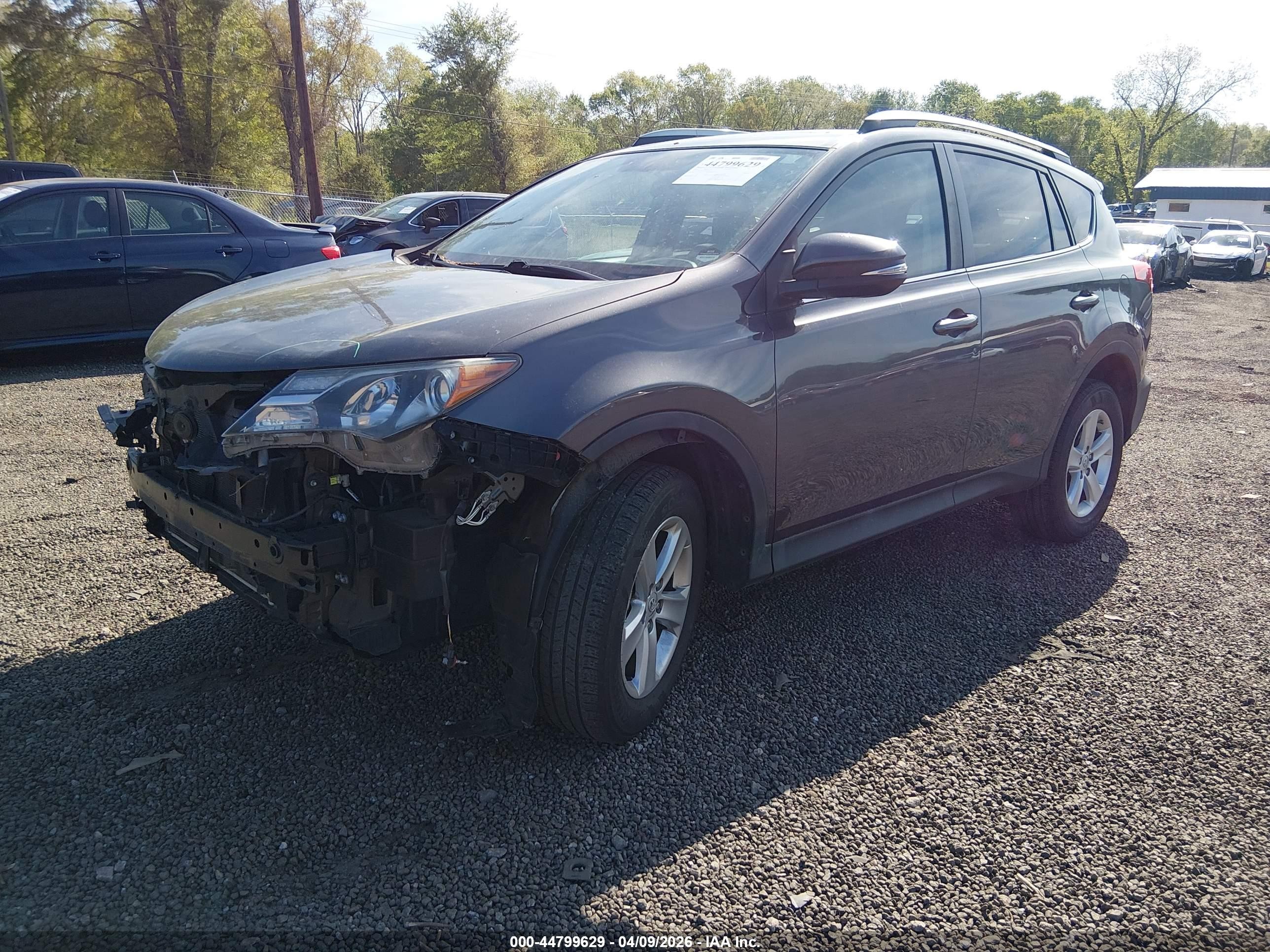 2013 Toyota Rav4 Xle Серый vin: 2T3WFREVXDW009114