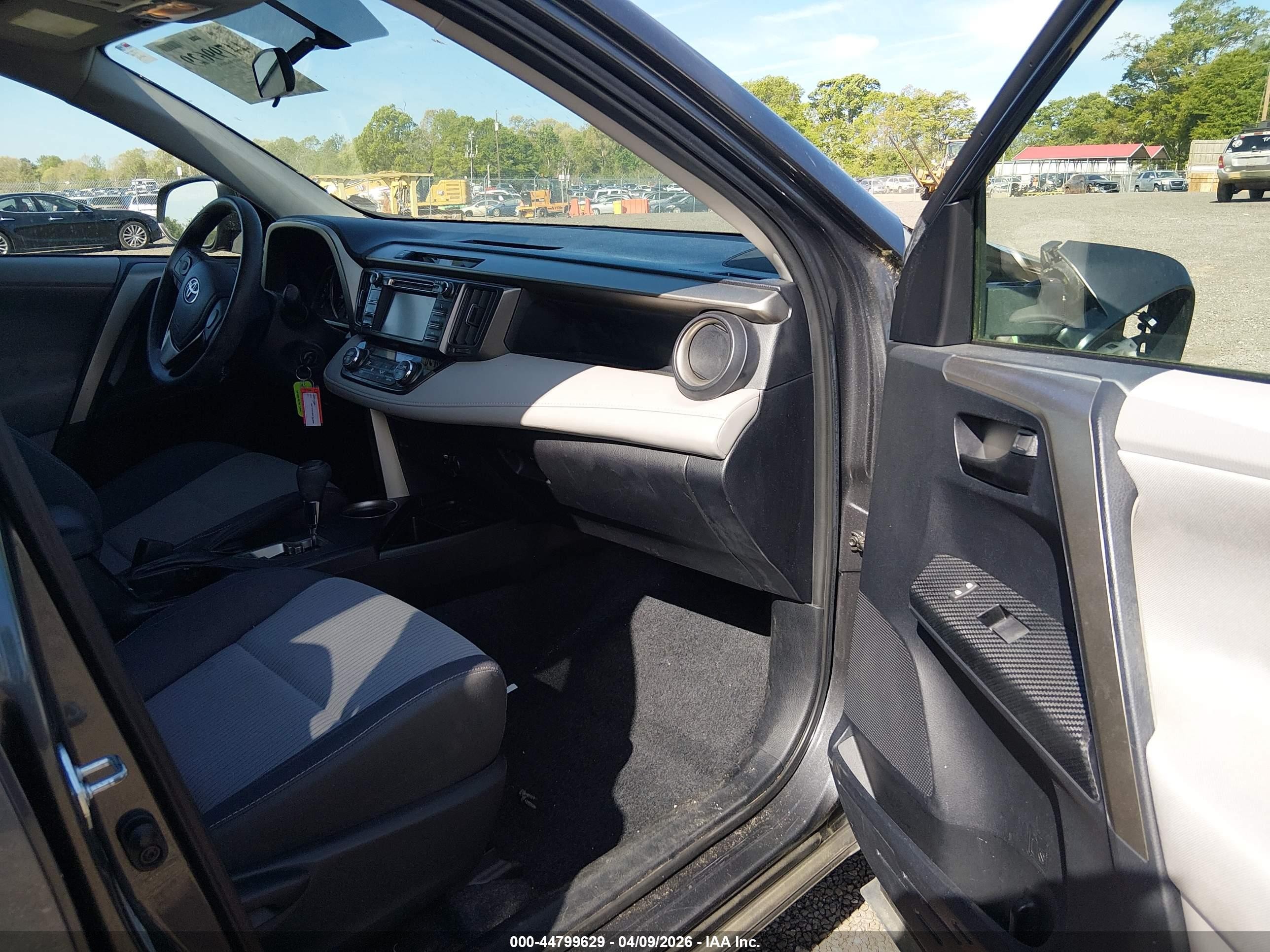 2013 Toyota Rav4 Xle Серый vin: 2T3WFREVXDW009114