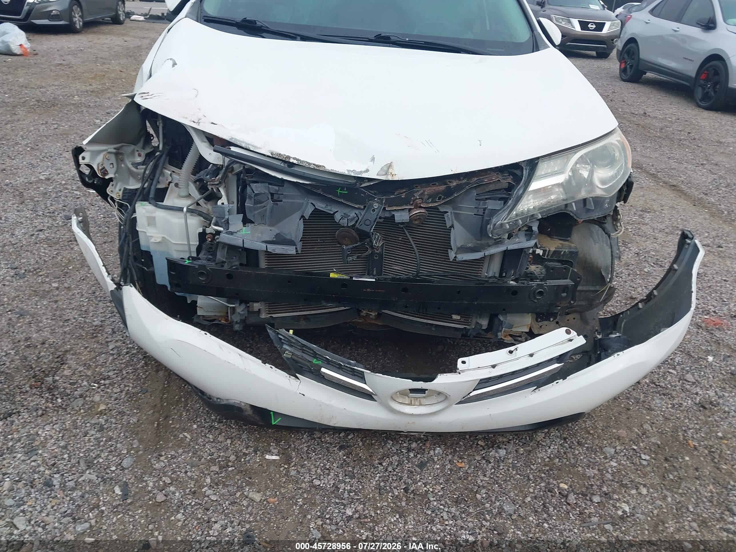 2014 Toyota Rav4 Xle White vin: 2T3WFREVXEW118870