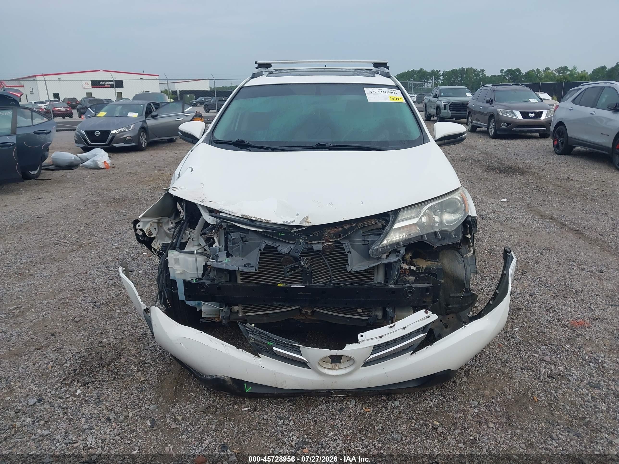2014 Toyota Rav4 Xle White vin: 2T3WFREVXEW118870