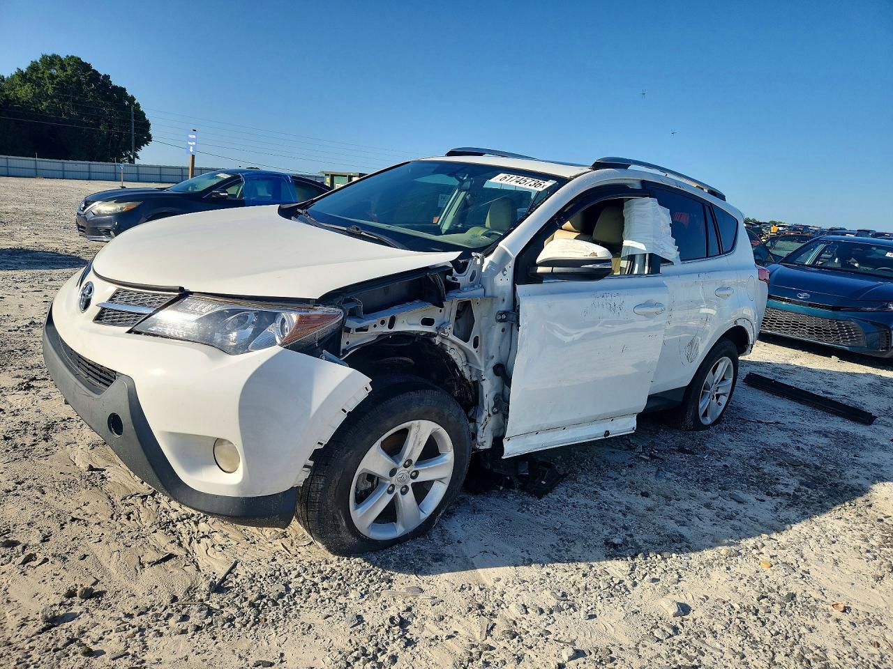 2014 Toyota Rav4 Xle White vin: 2T3WFREVXEW122501