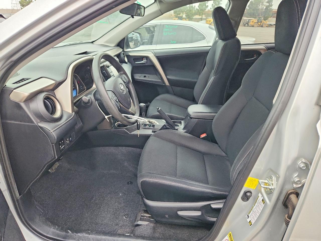 2015 Toyota Rav4 Xle Silver vin: 2T3WFREVXFW145262