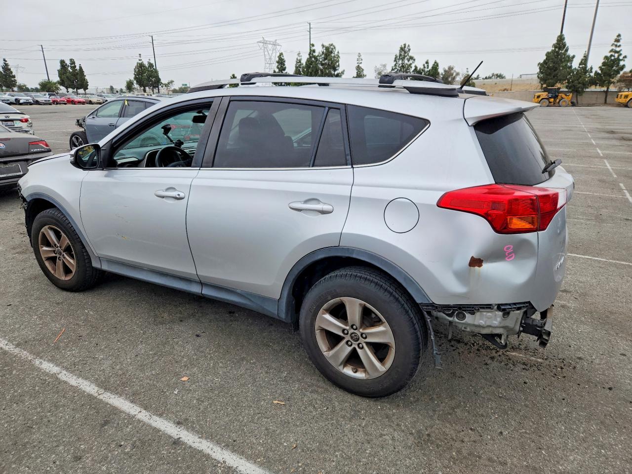 2015 Toyota Rav4 Xle Silver vin: 2T3WFREVXFW145262
