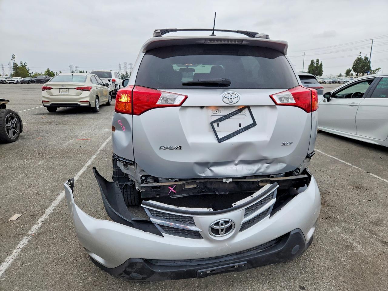 2015 Toyota Rav4 Xle Silver vin: 2T3WFREVXFW145262