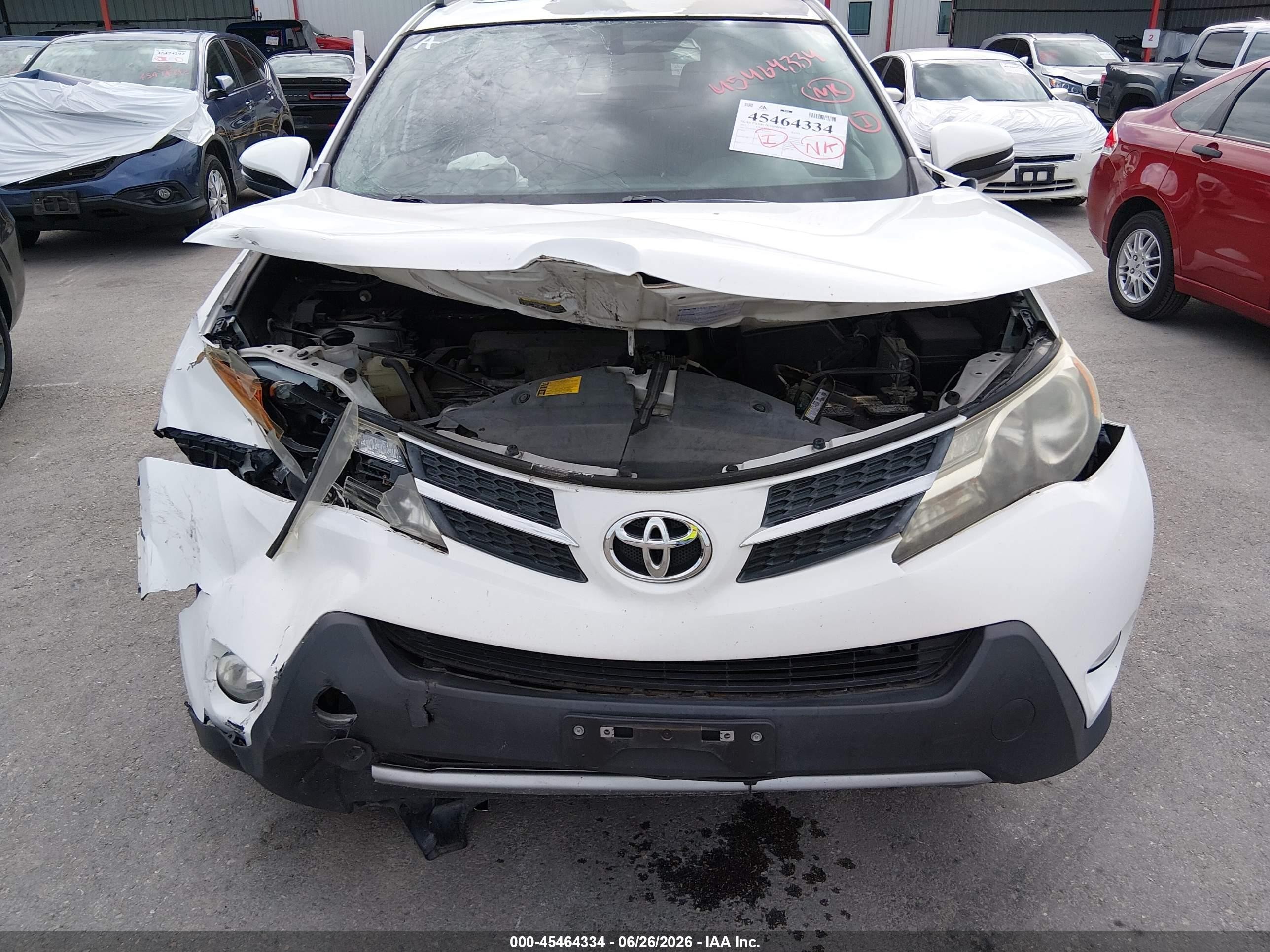 2015 Toyota Rav4 Xle White vin: 2T3WFREVXFW146024