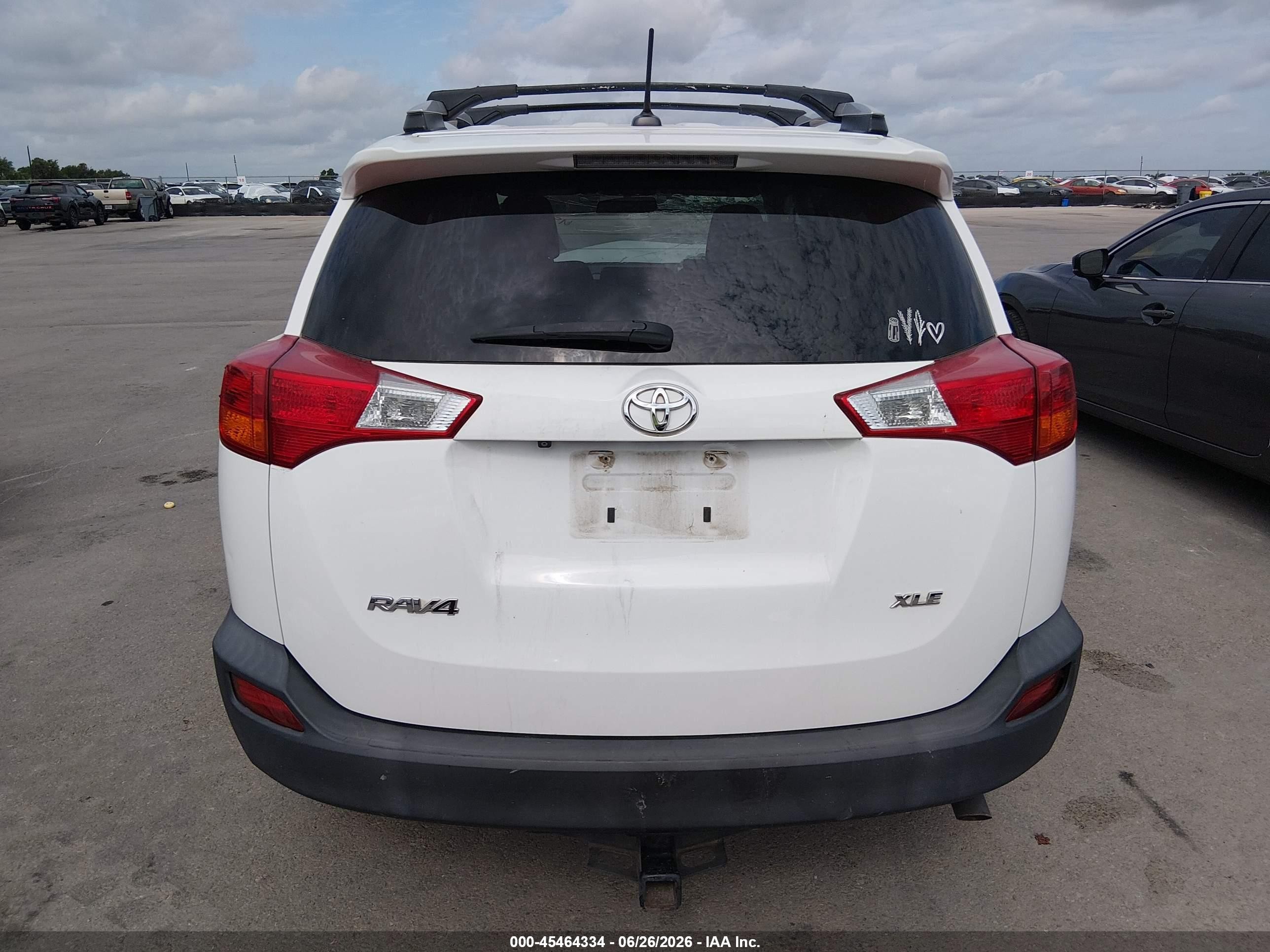 2015 Toyota Rav4 Xle White vin: 2T3WFREVXFW146024