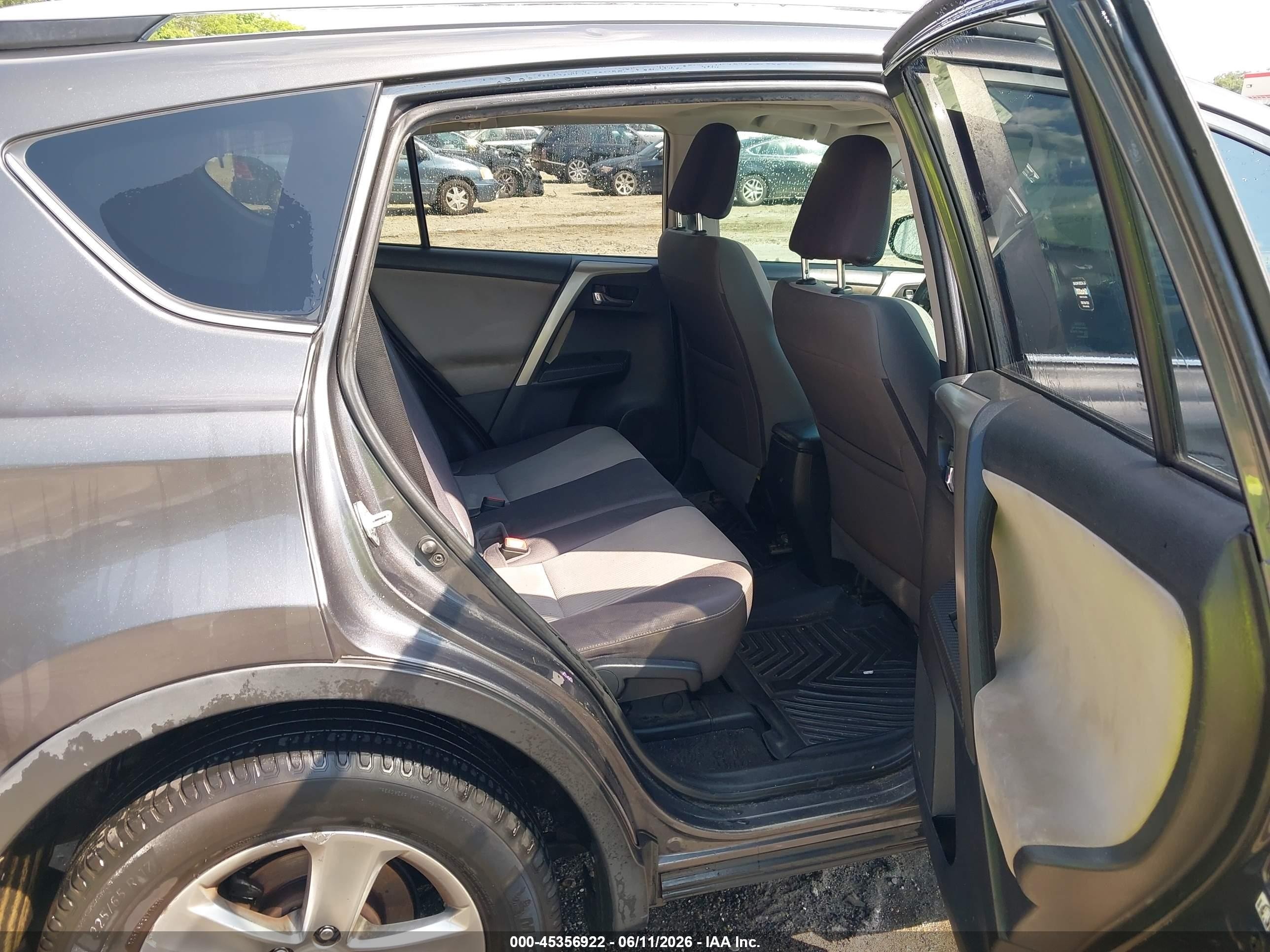 2015 Toyota Rav4 Xle Серый vin: 2T3WFREVXFW209445