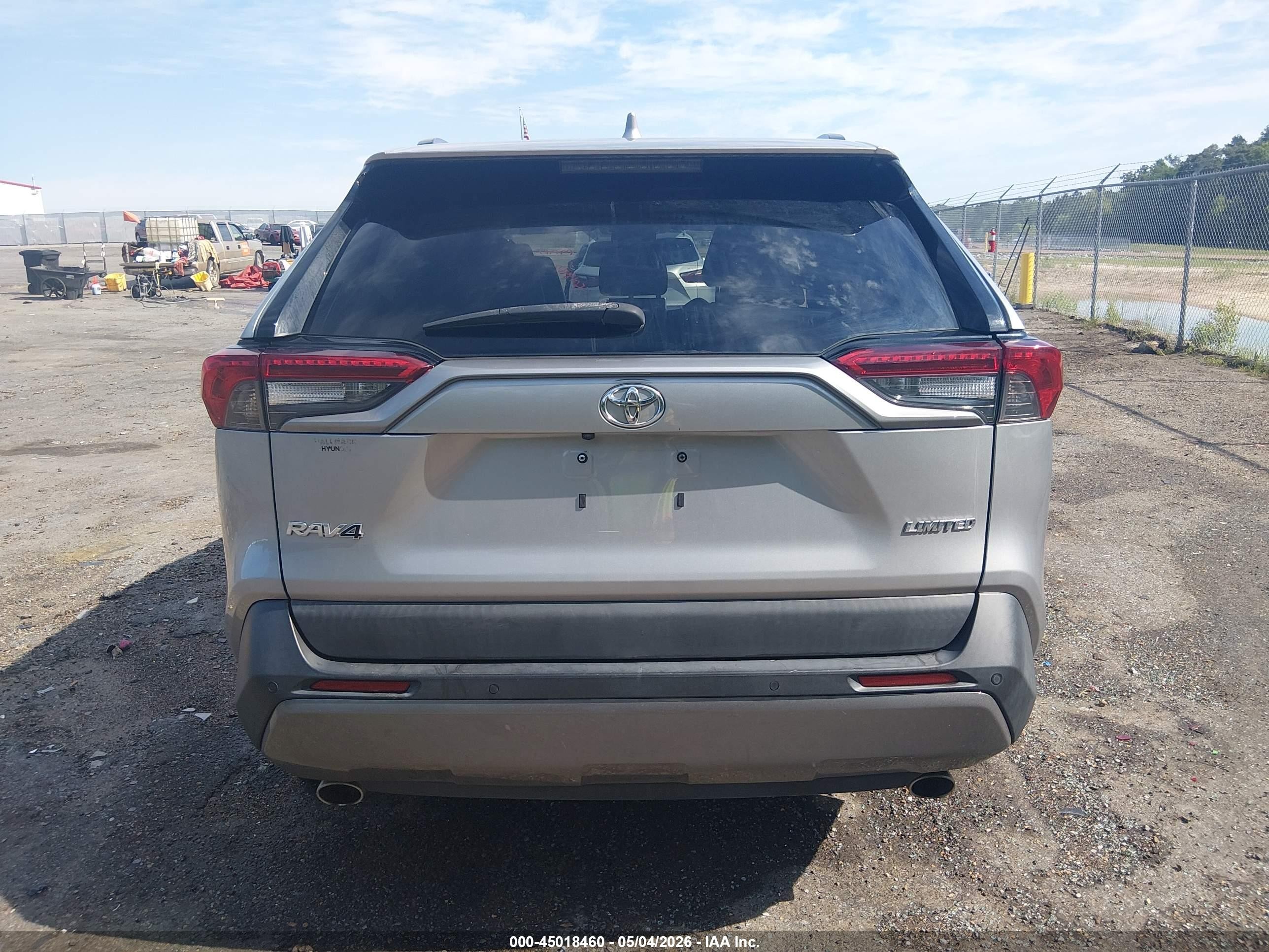 2020 Toyota Rav4 Limited Silver vin: 2T3Y1RFV0LC069909