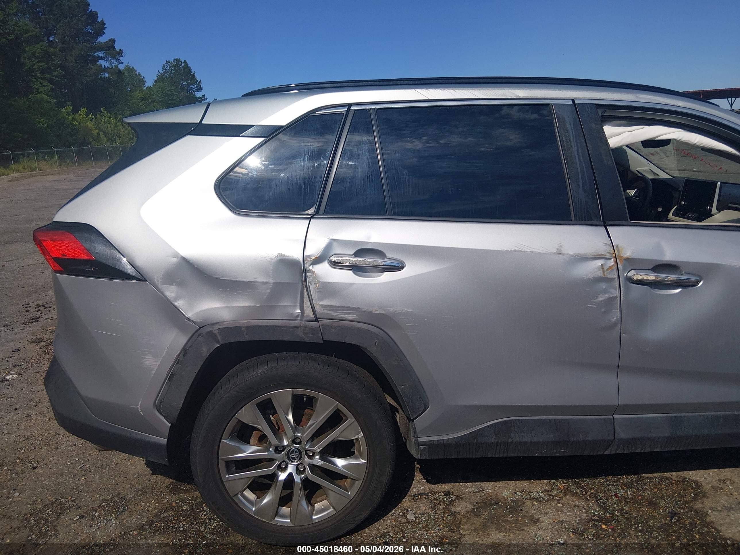 2020 Toyota Rav4 Limited Silver vin: 2T3Y1RFV0LC069909