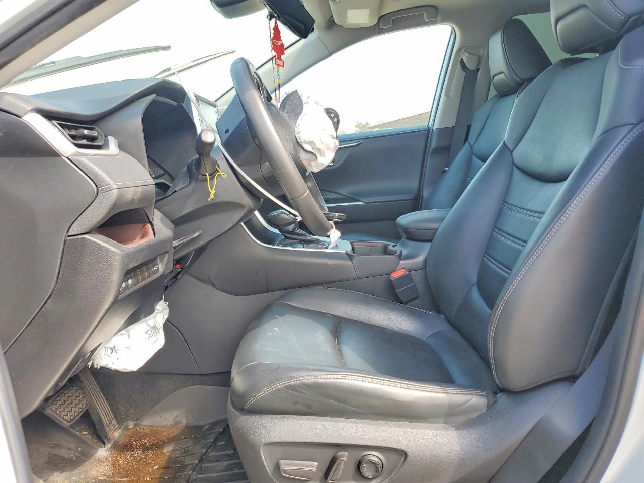 2021 Toyota Rav4 Limited White vin: 2T3Y1RFV3MW124546