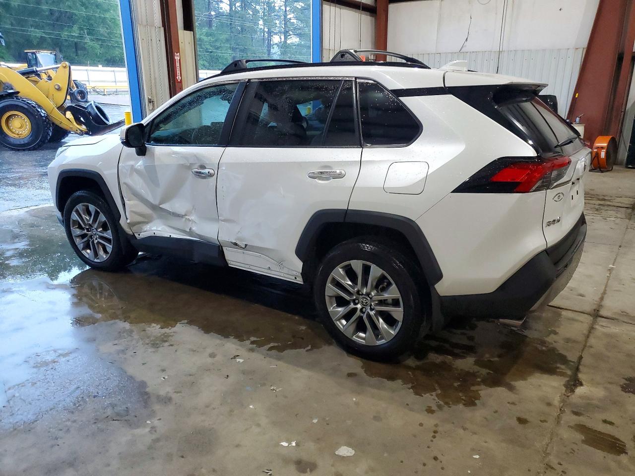 2025 Toyota Rav4 Limited White vin: 2T3Y1RFV6SW396859