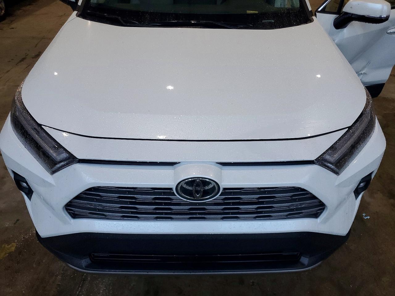 2025 Toyota Rav4 Limited White vin: 2T3Y1RFV6SW396859