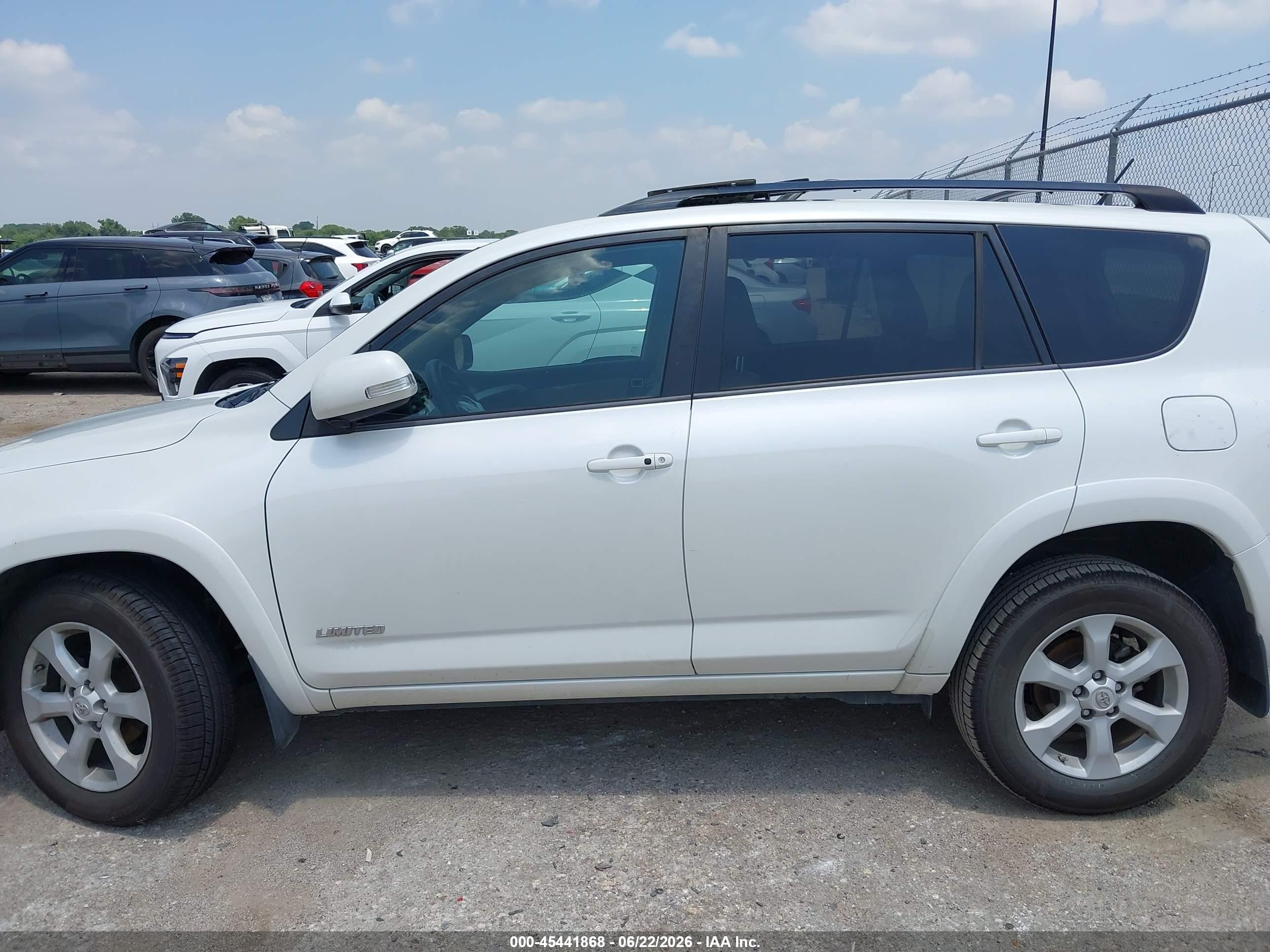 2012 Toyota Rav4 Limited White vin: 2T3YF4DV0CW129564