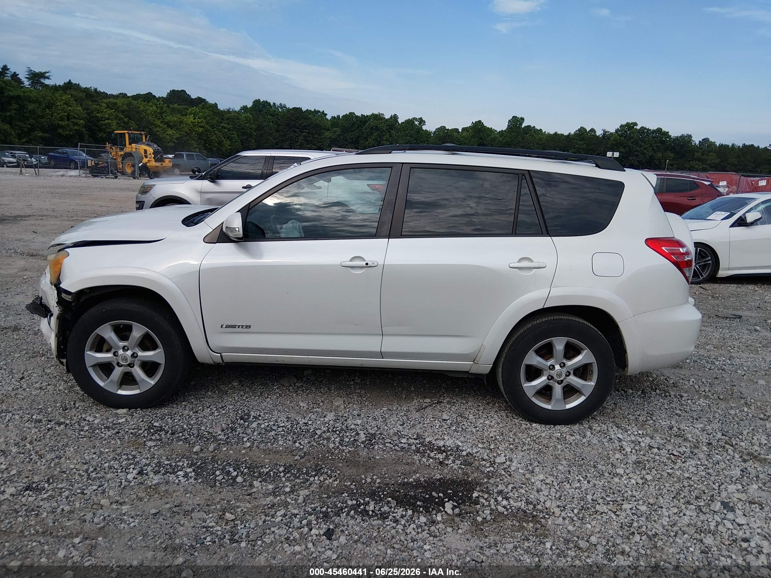 2011 Toyota Rav4 Limited White vin: 2T3YF4DV1BW079076