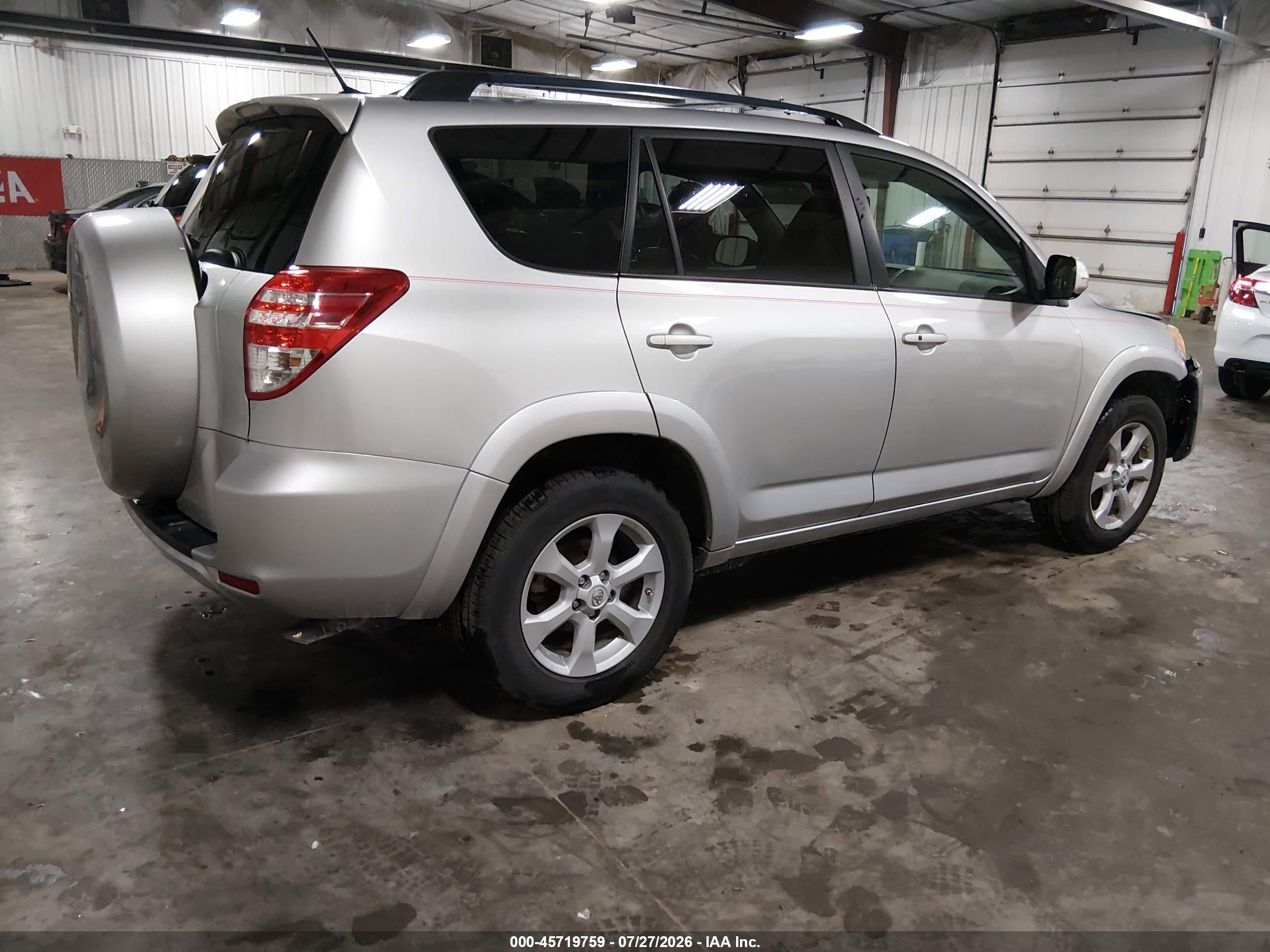 2011 Toyota Rav4 Limited Silver vin: 2T3YF4DV2BW075554