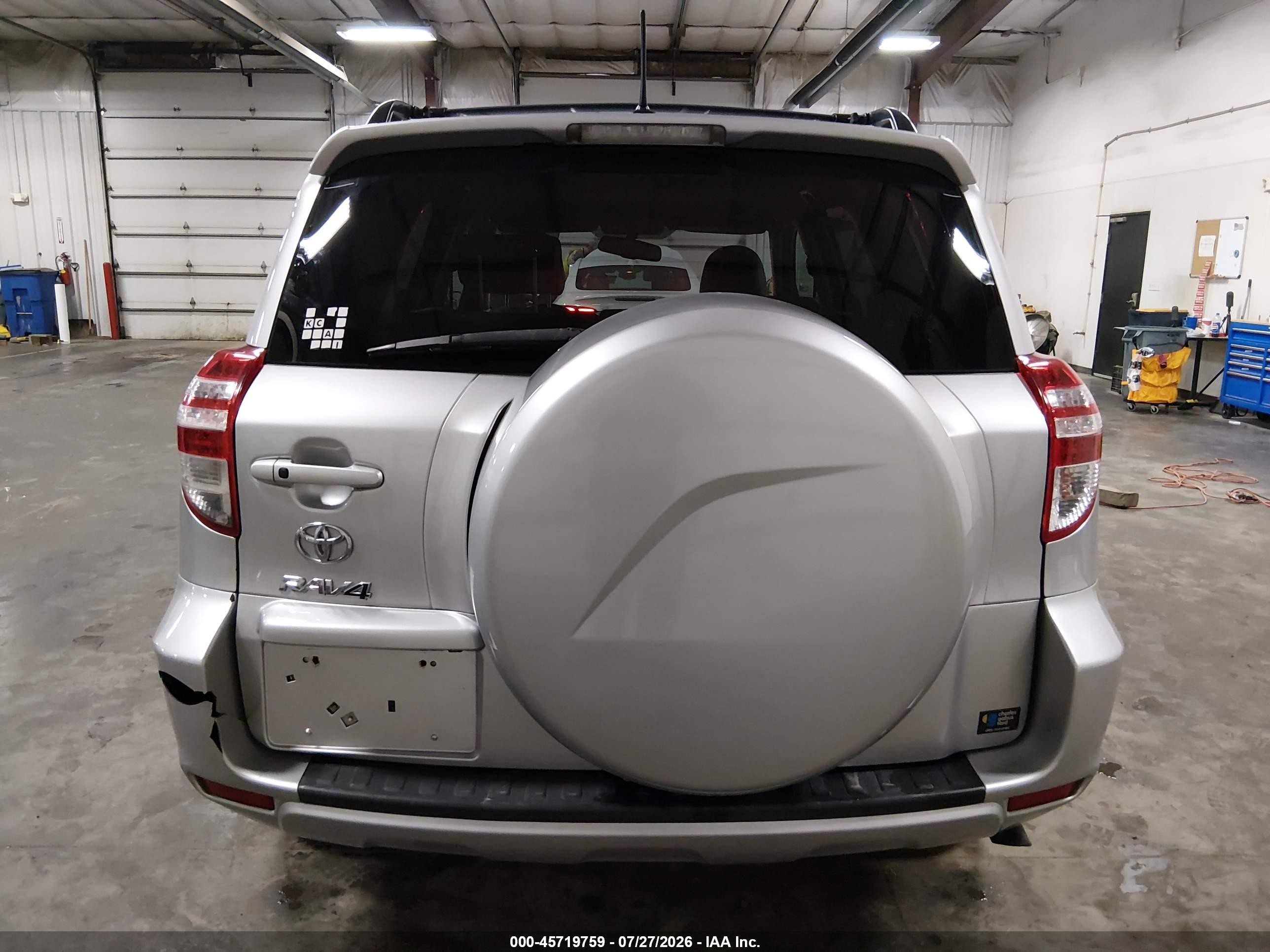 2011 Toyota Rav4 Limited Silver vin: 2T3YF4DV2BW075554