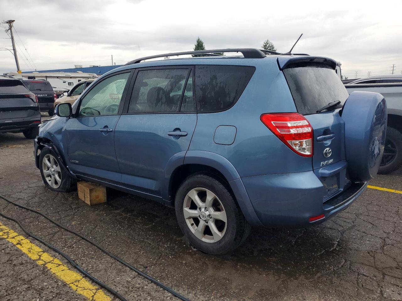 2011 Toyota Rav4 Limited Blue vin: 2T3YF4DV3BW094727