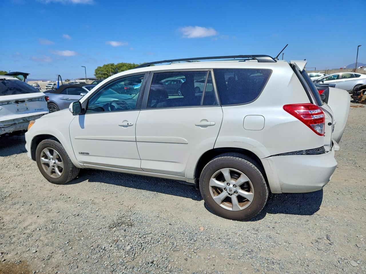 2012 Toyota Rav4 Limited White vin: 2T3YF4DV3CW123290