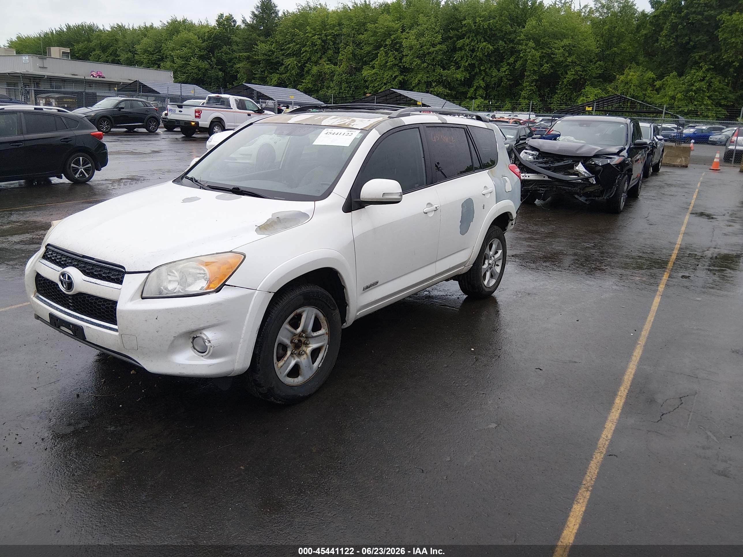 2011 Toyota Rav4 Limited Белый vin: 2T3YF4DV4BW066077
