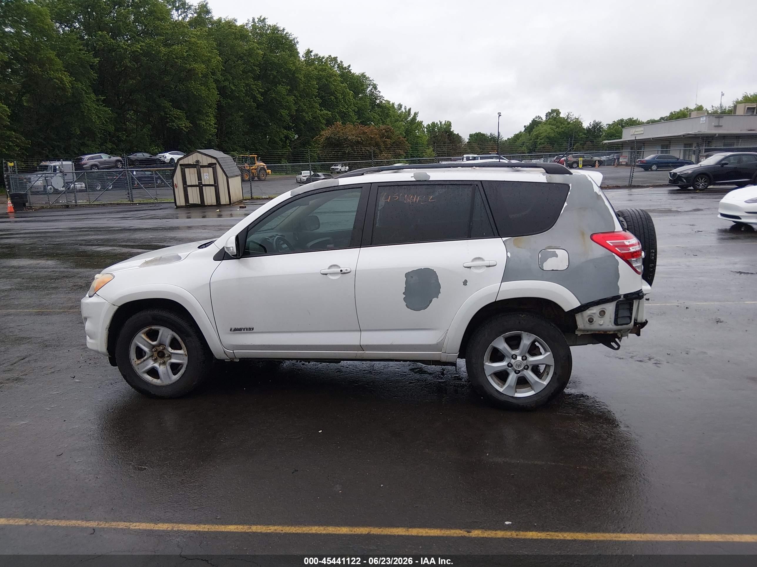2011 Toyota Rav4 Limited Белый vin: 2T3YF4DV4BW066077