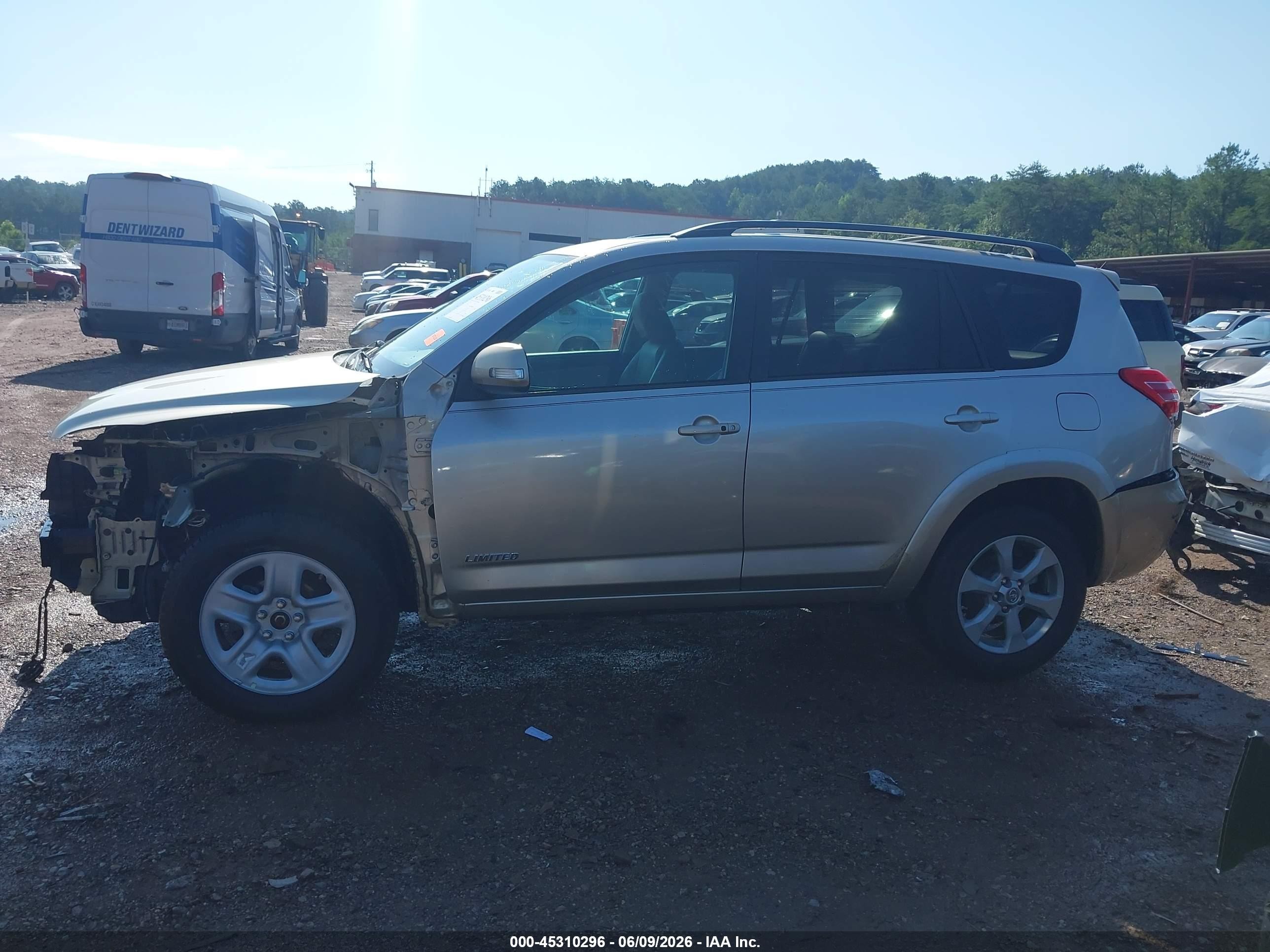 2011 Toyota Rav4 Limited Tan vin: 2T3YF4DV4BW084367