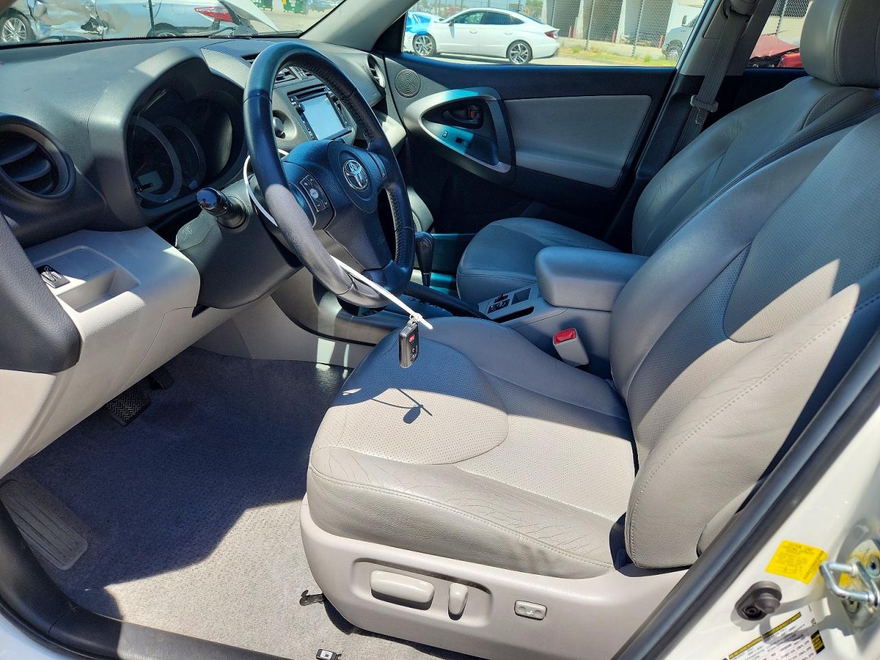 2012 Toyota Rav4 Limited White vin: 2T3YF4DV5CW147588