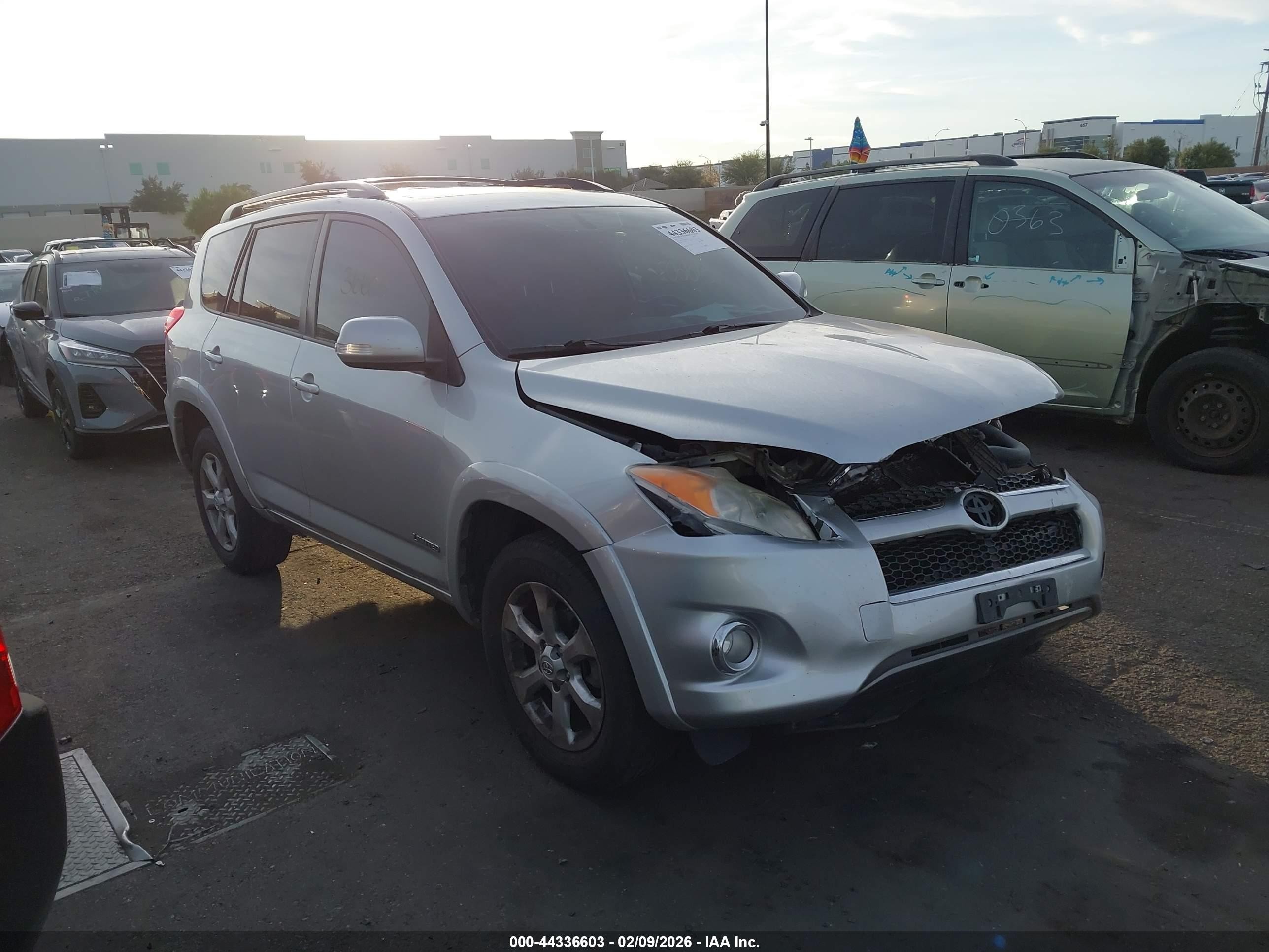 2010 Toyota Rav4 Limited Серебряный vin: 2T3YF4DV6AW024542