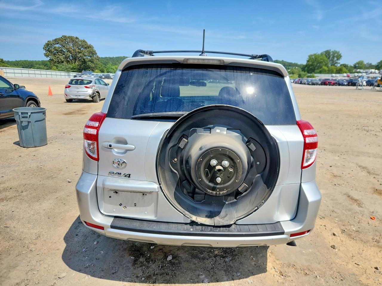 2011 Toyota Rav 4 Silver vin: 2T3YF4DV7BW072214